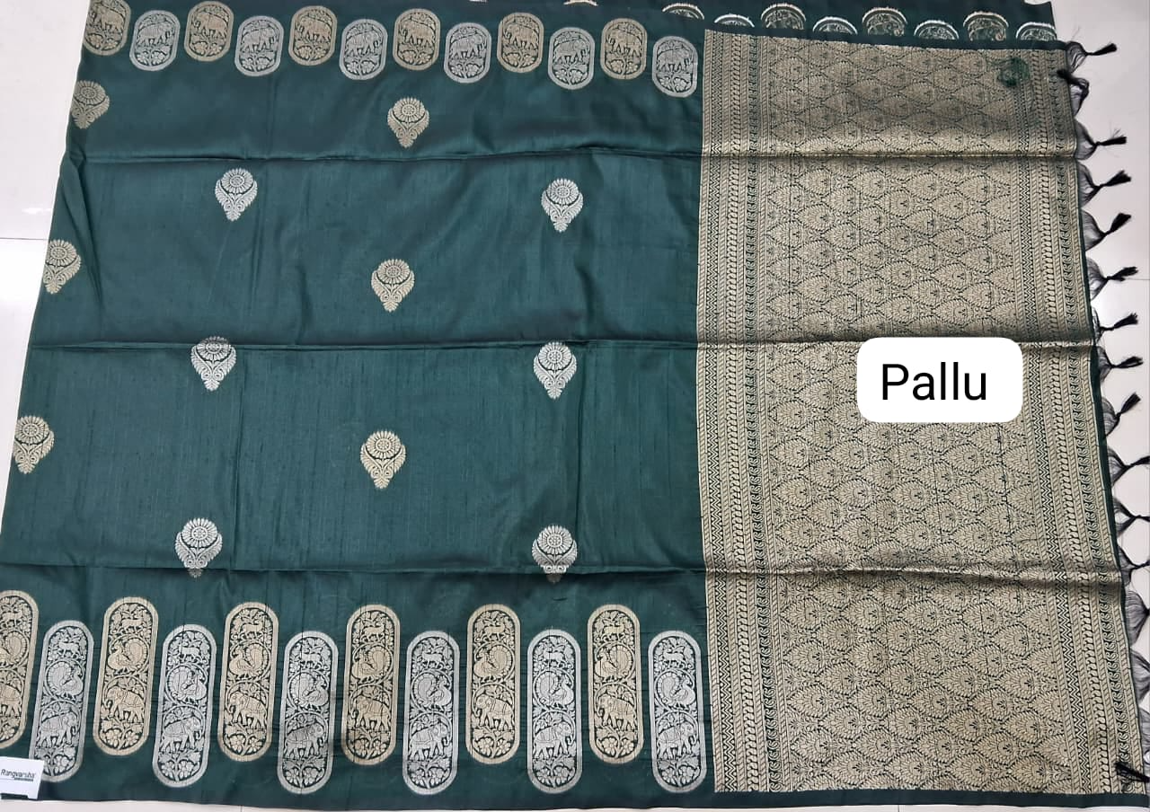 Bottle Green Matka Silk Saree Pallu