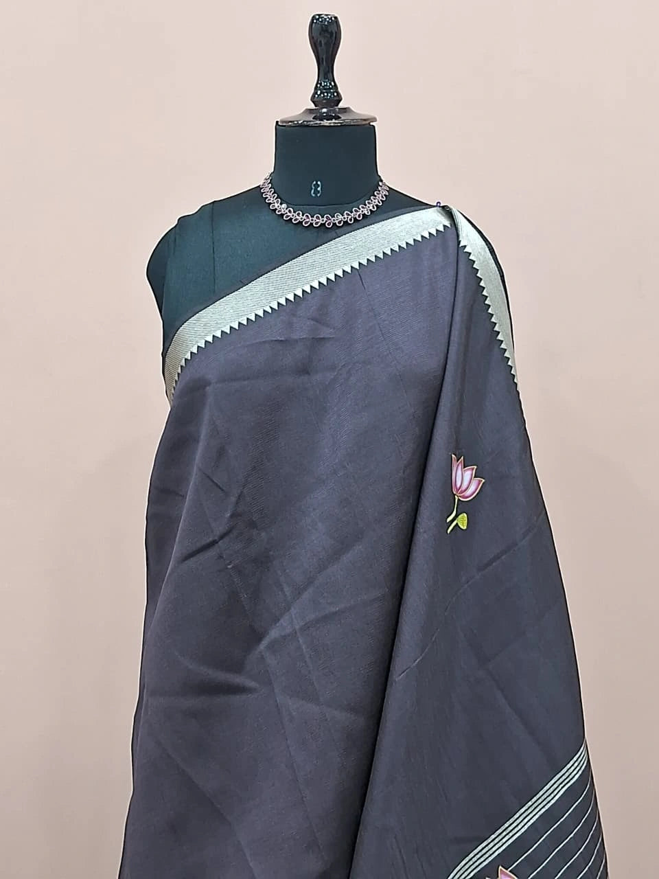 Light Black Mangalgiri Silk Saree 1