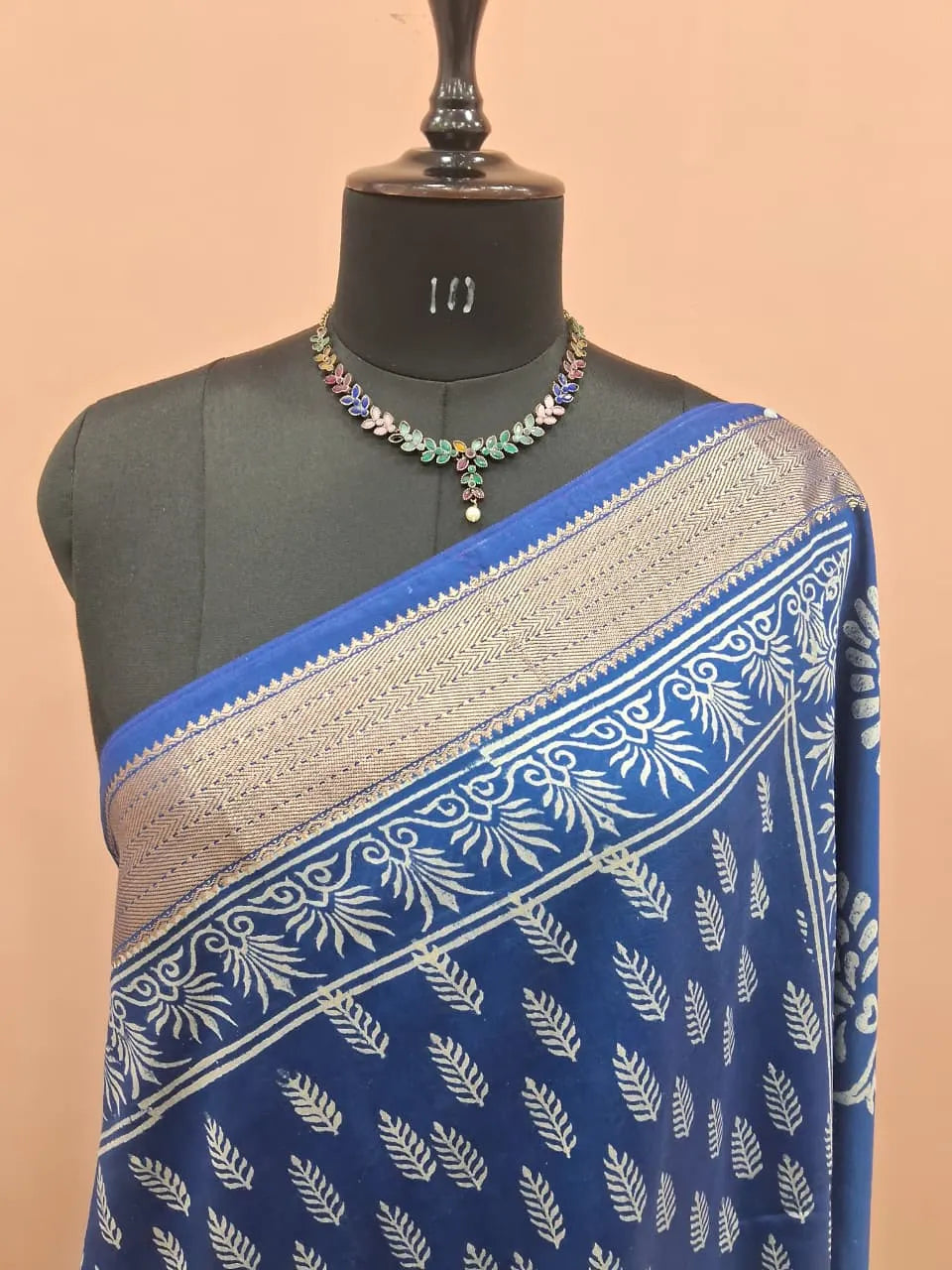 Navy Blue Maheshwari Silk Saree 1