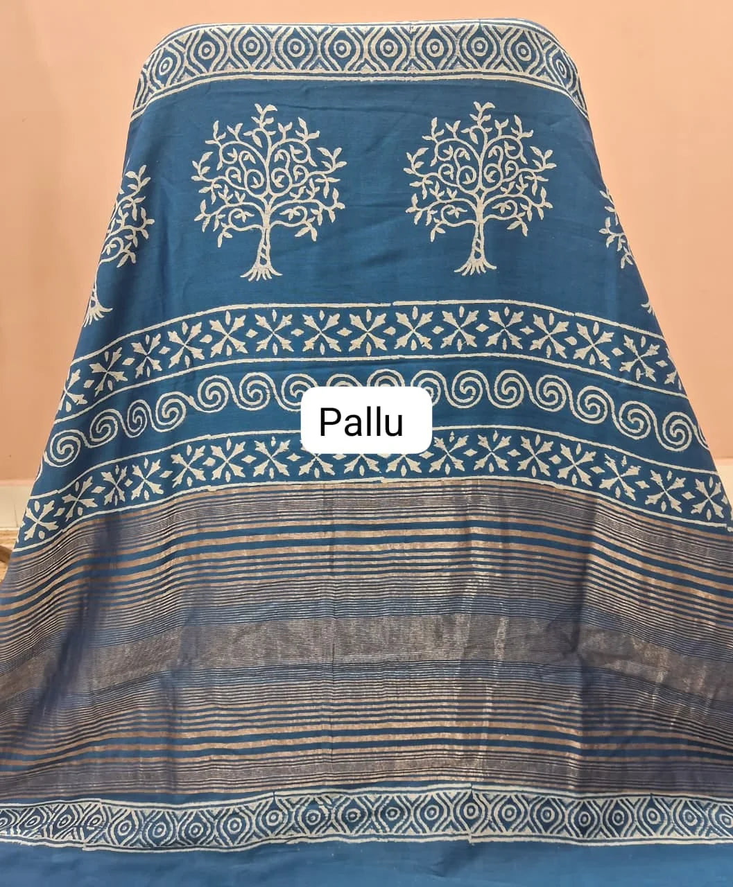 Blue Maheshwari Silk Saree pallu