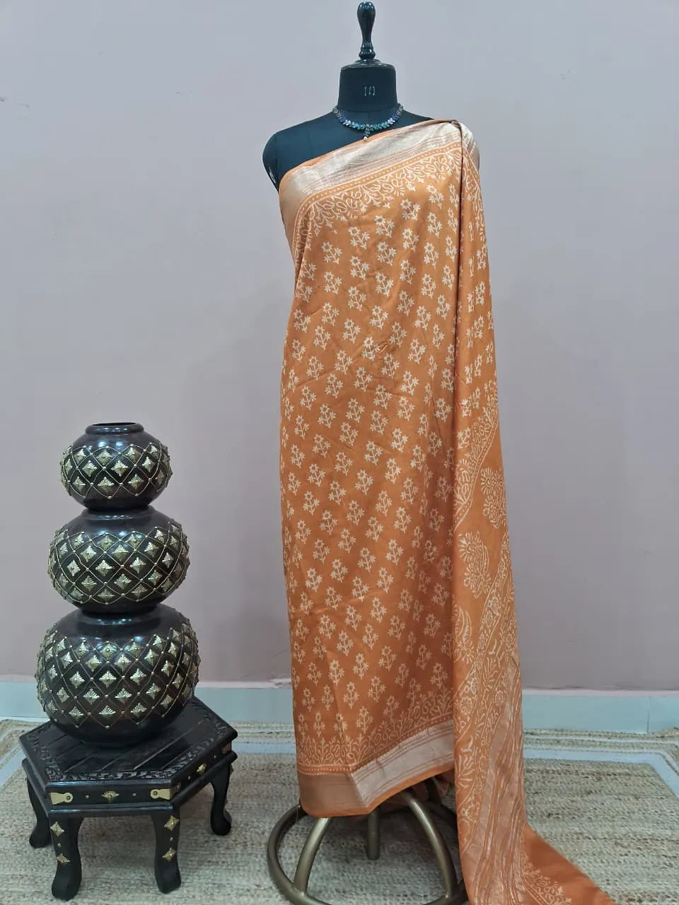 Light Yellow Maheshwari Silk Saree 