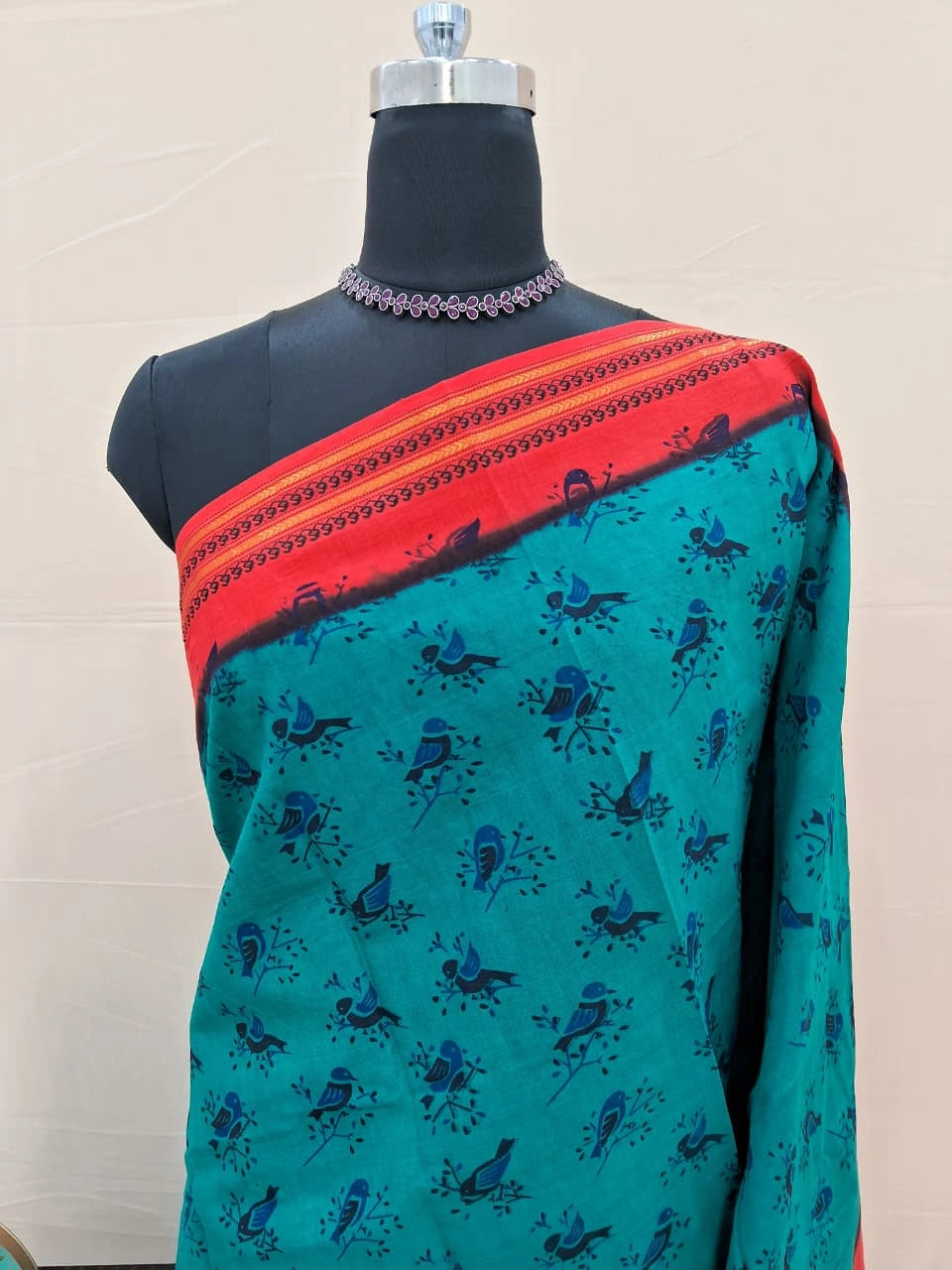 Graceful Teal Blue Sungudi Cotton Saree 1
