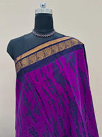 Graceful Purple Handloom Sungudi Cotton Saree 1