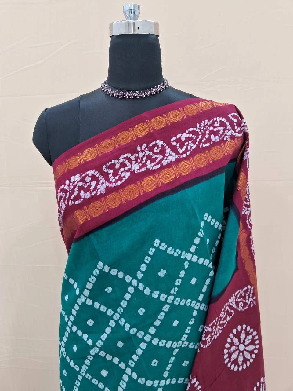 Elegant Teal Blue Sungudi Cotton Saree 1