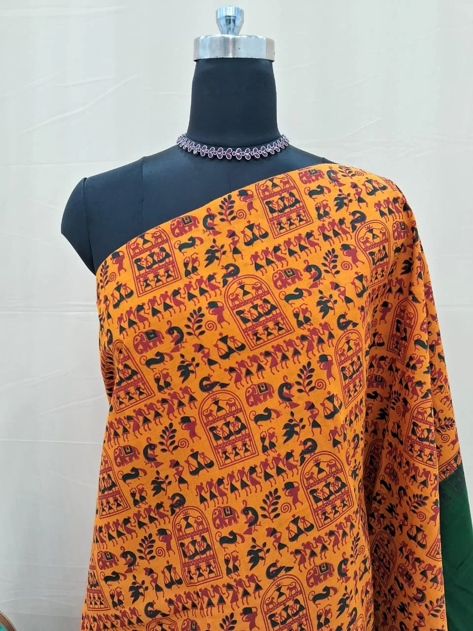 Dark Yellow Sungudi Cotton Saree 1