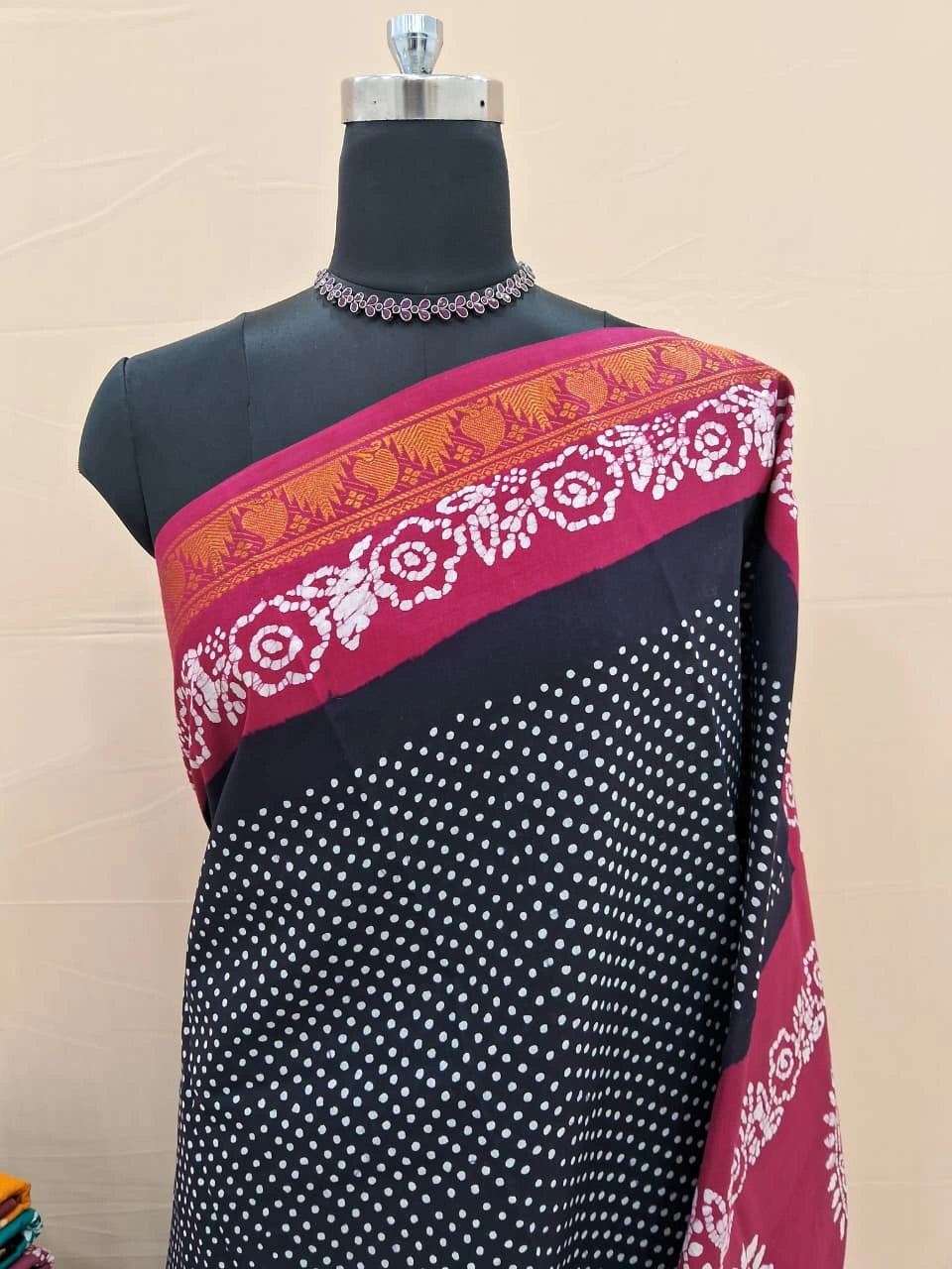 Black Sungudi Cotton Saree 1