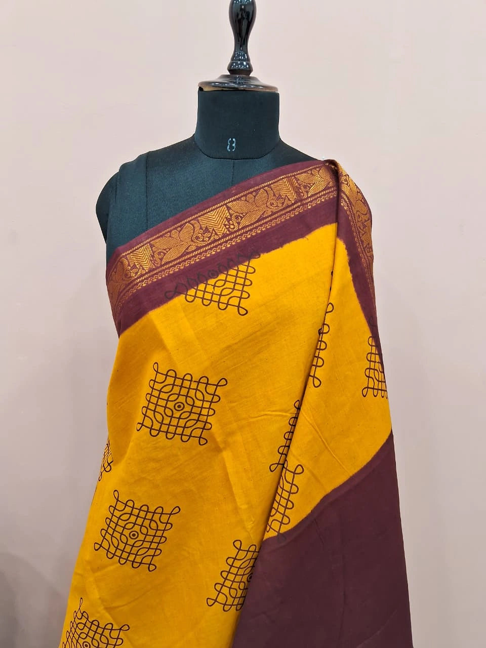 Mustard yellow Sungudi cotton saree 1