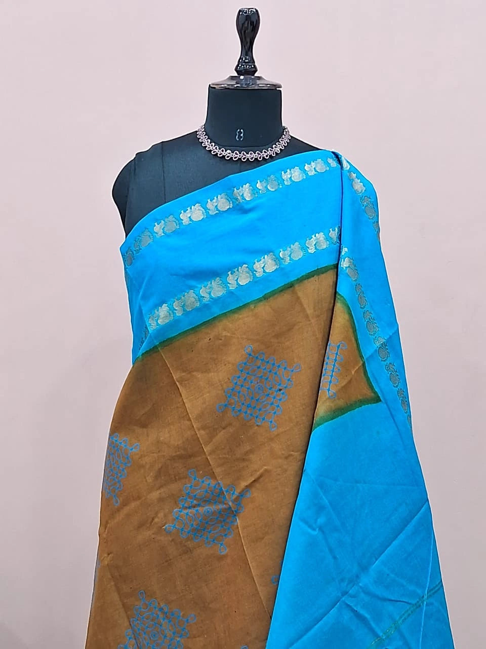 Chocolate brown Sungudi cotton saree 1