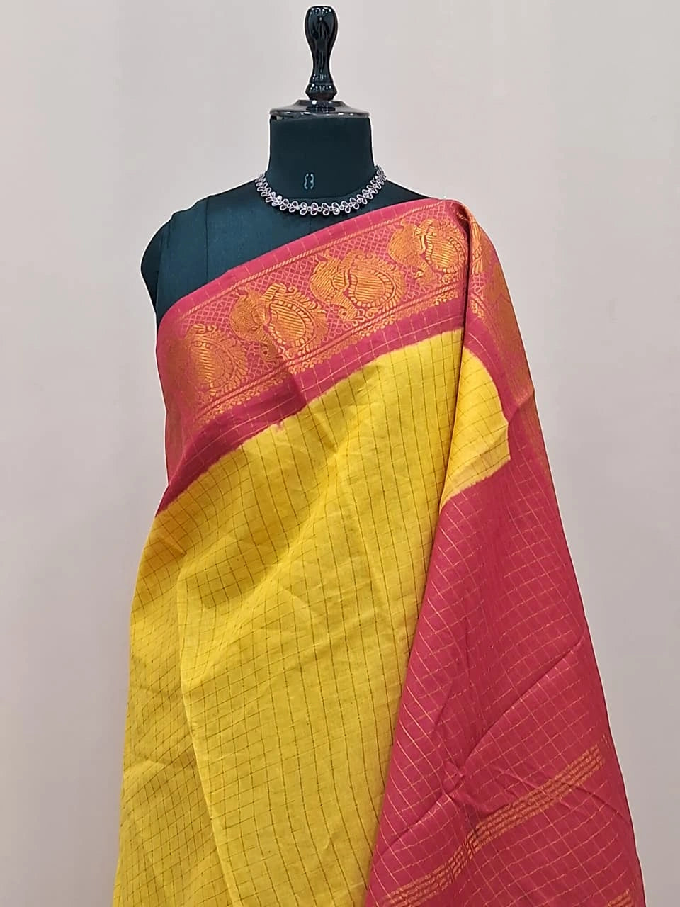 Vibrant yellow Sungudi cotton saree 1