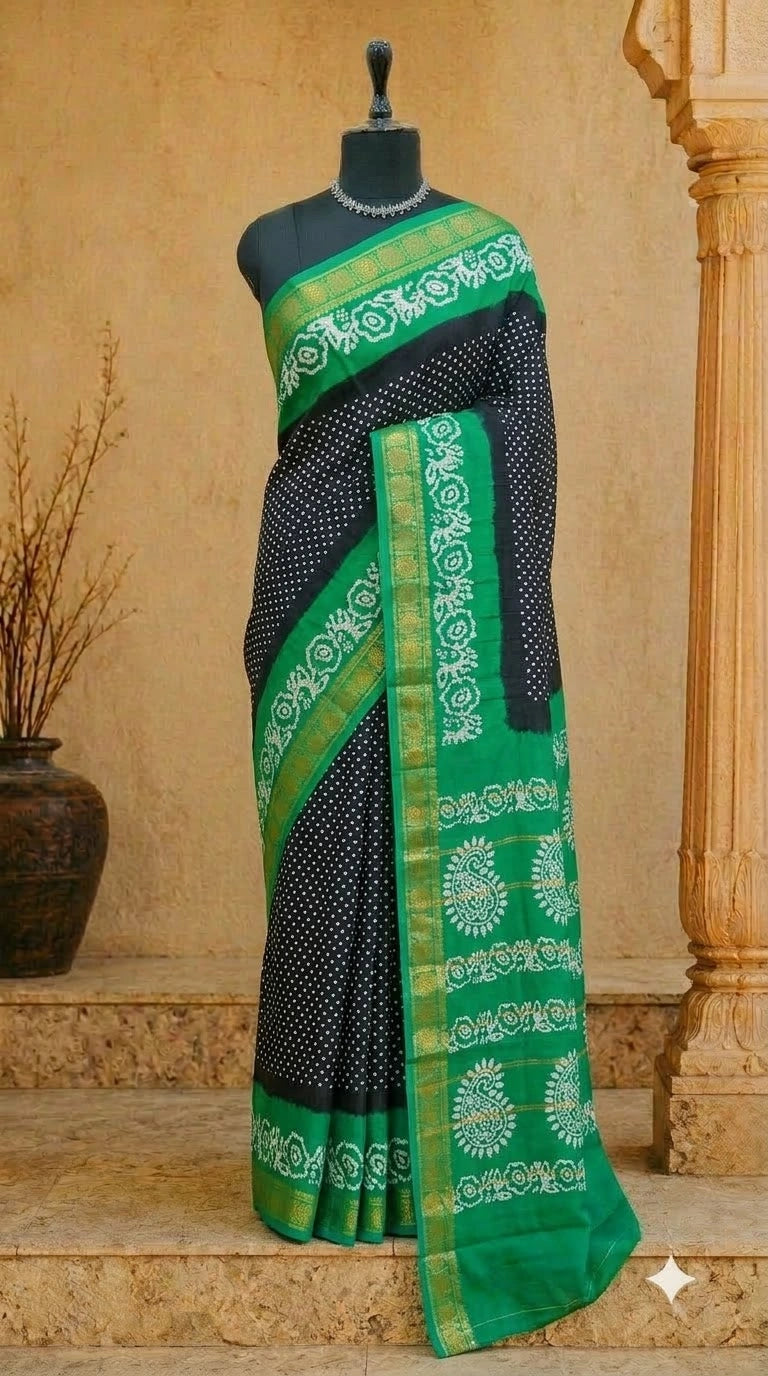 Elegant black Sungudi cotton saree 