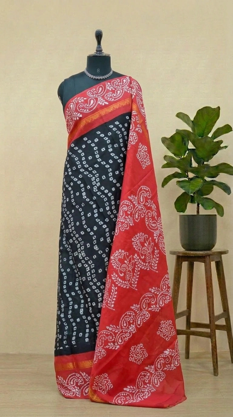 Elegant blue Sungudi cotton saree 