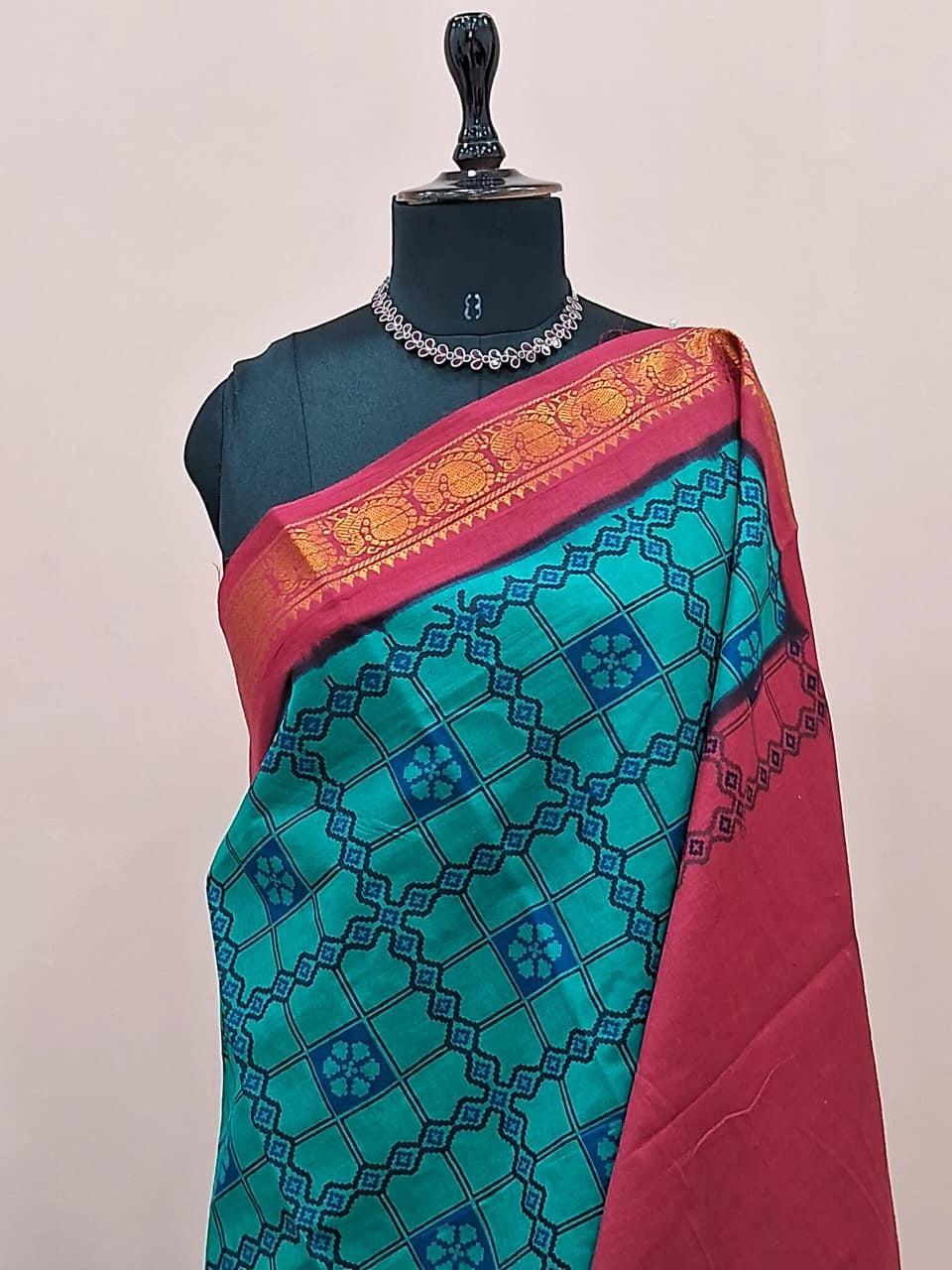 Teal Blue Sungudi Cotton Saree 1