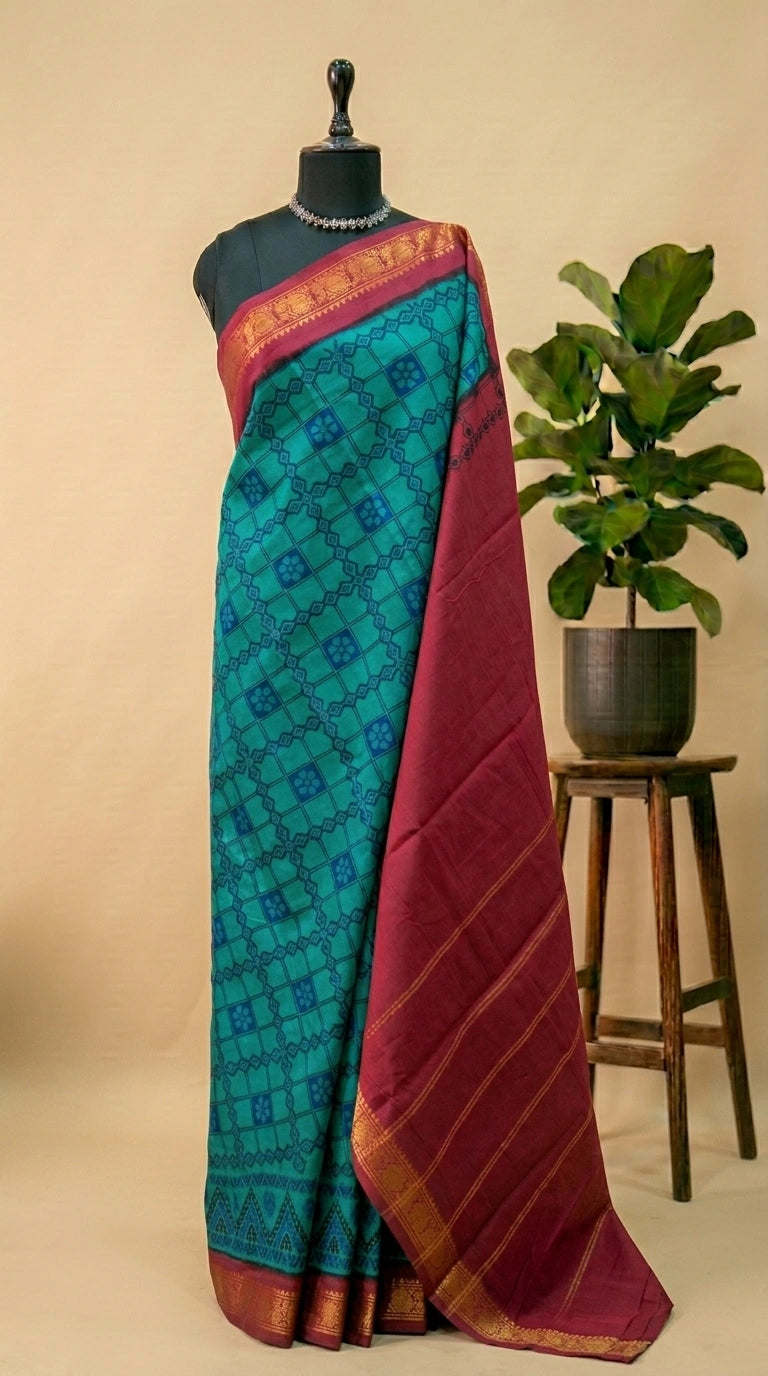 Teal Blue Sungudi Cotton Saree 