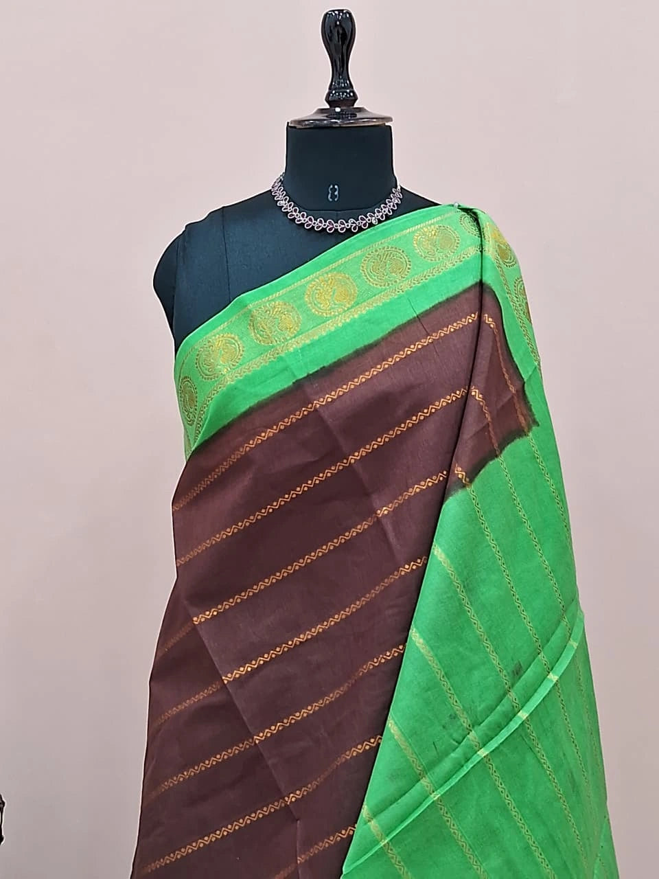 Chocolate Brown Sungudi Cotton Saree 1