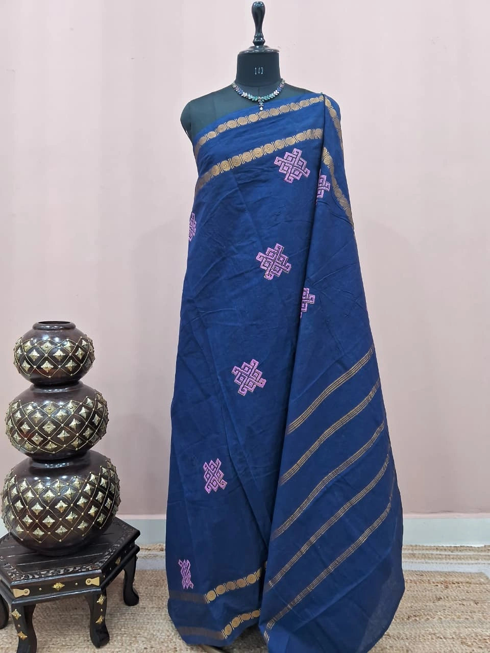 Deep Navy Blue Sungudi Cotton Saree 