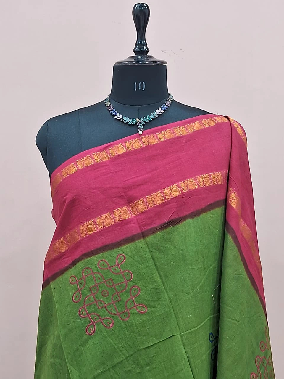 Forest Green Sungudi Cotton Saree 1