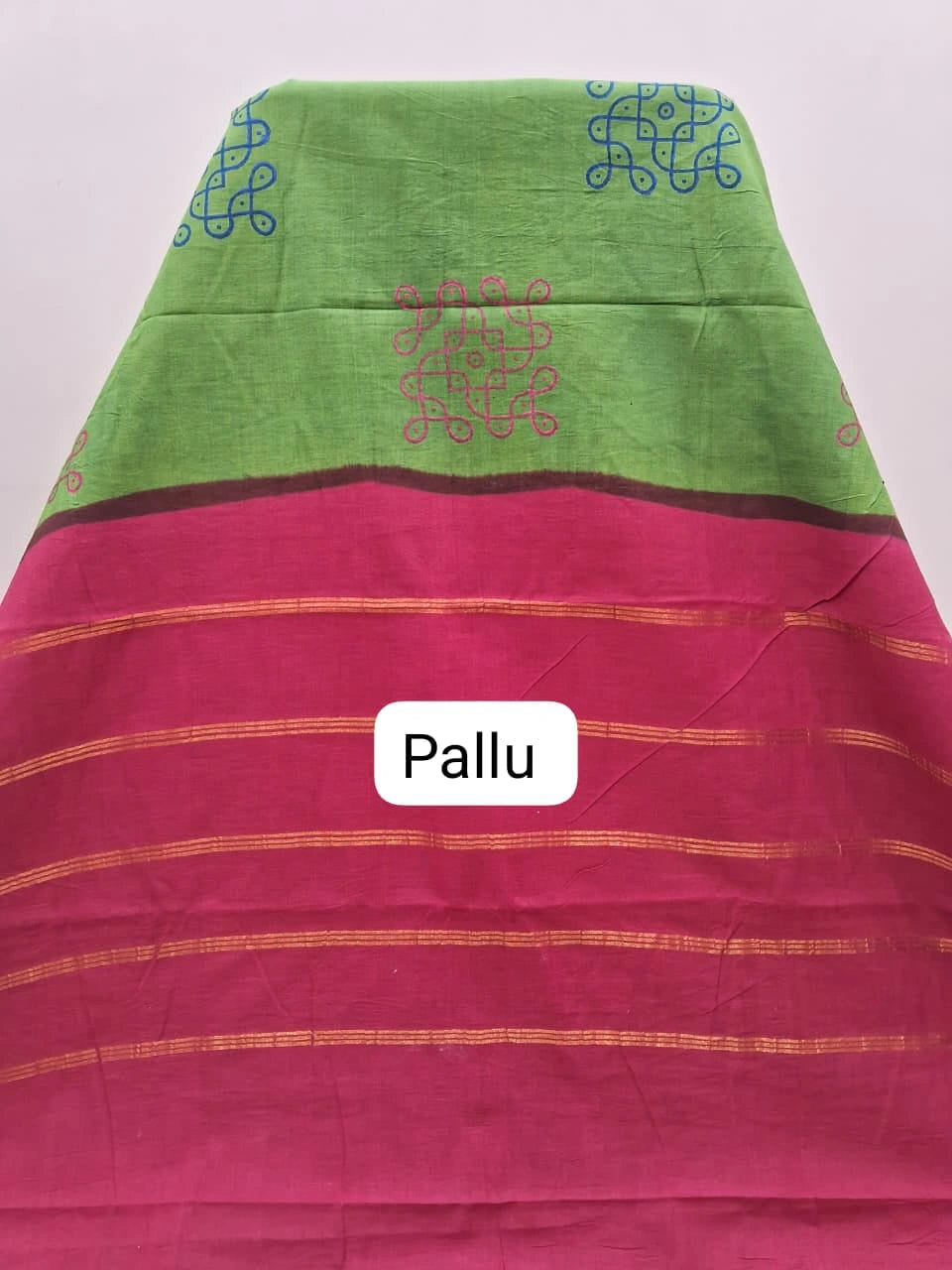 Forest Green Sungudi Cotton Saree pallu