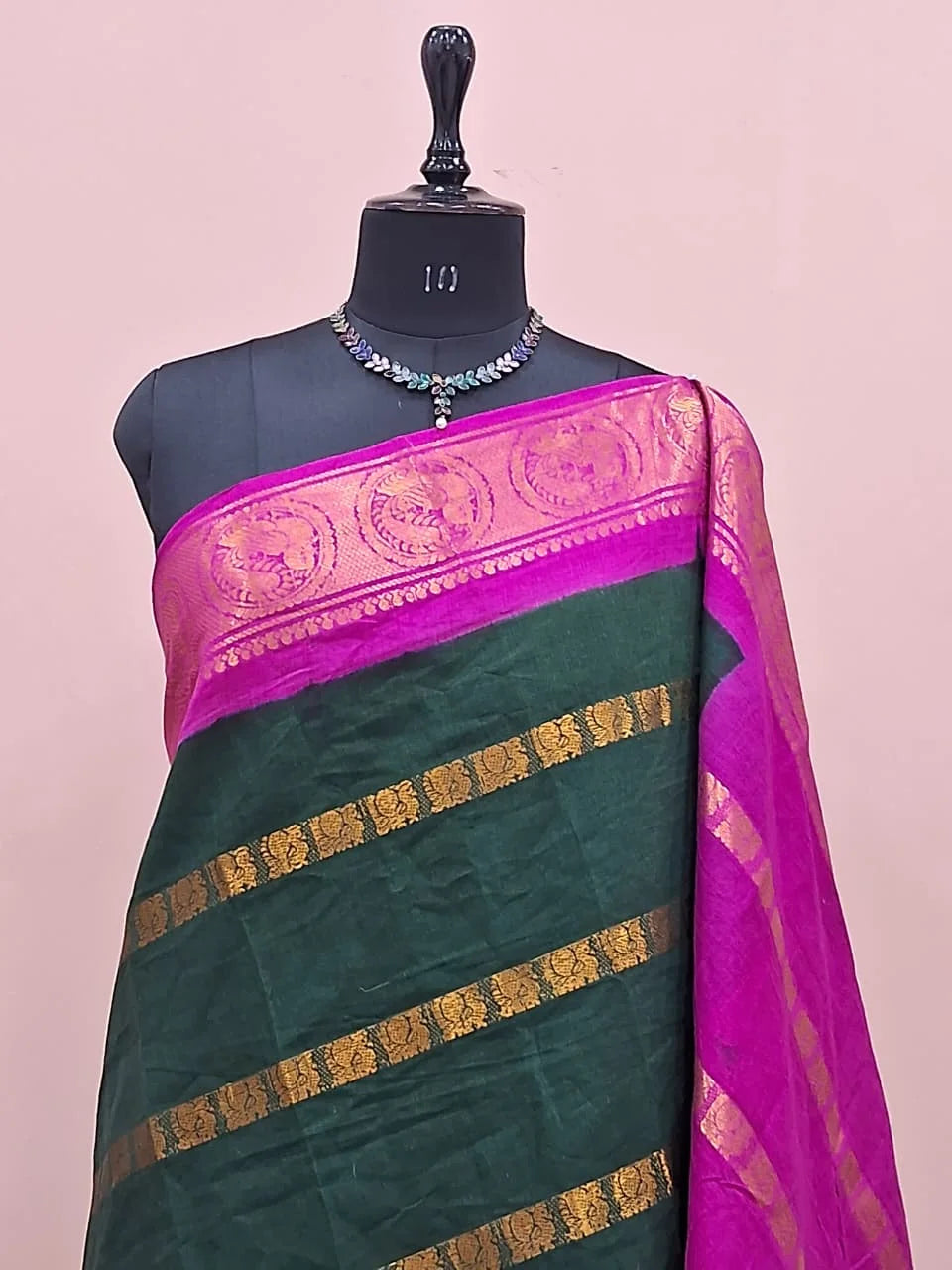 Bottle Green Sungudi Cotton Saree 1