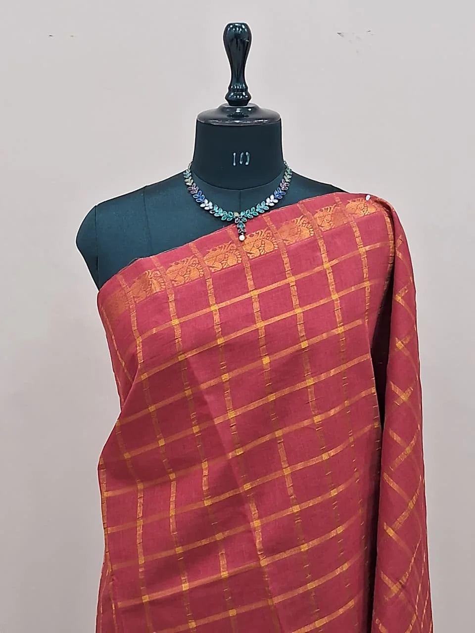 Rust Red Sungudi Cotton Saree 1