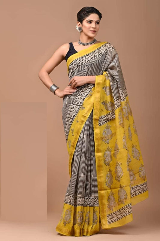 Cream Maheshwari Silk Cotton Saree