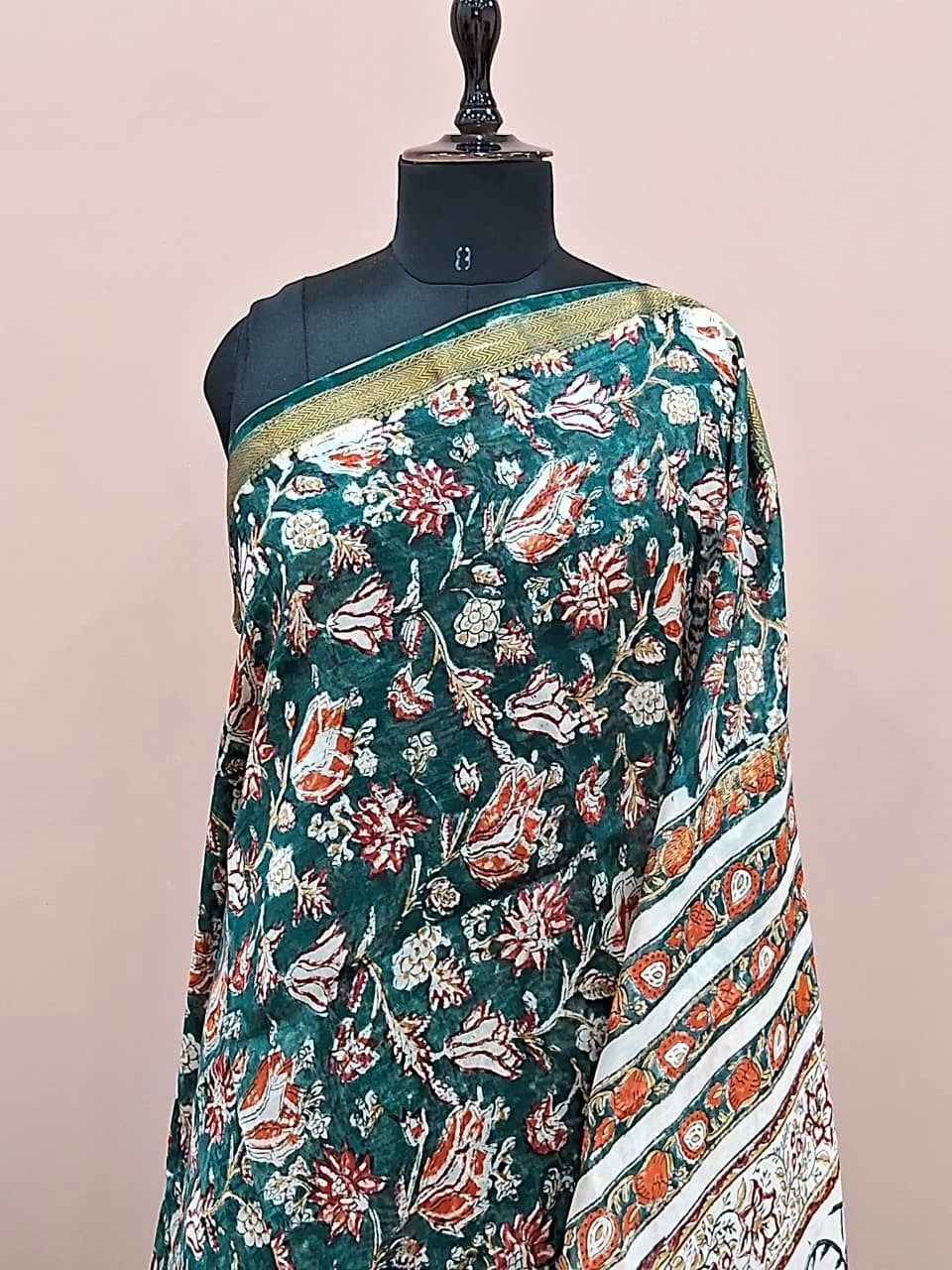 Dark Green Maheshwari Silk cotton Saree 1