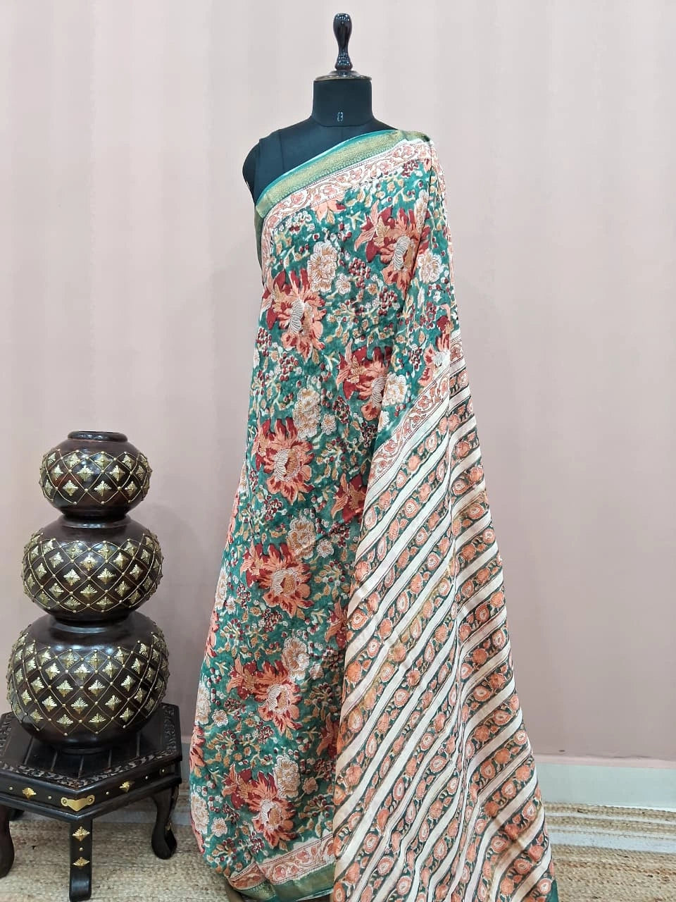 Teal Green Maheshwari Silk Cotton Saree 