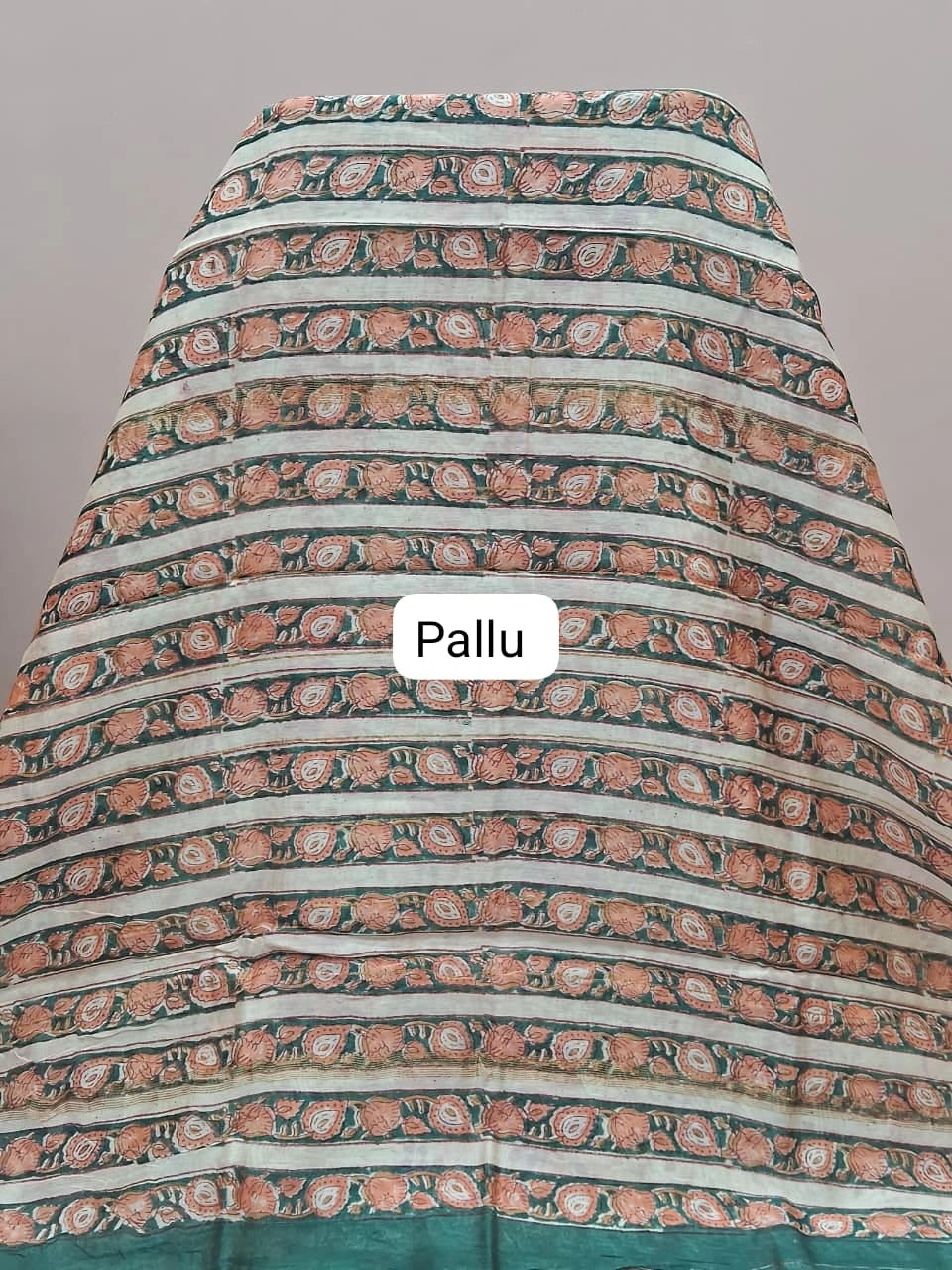 Teal Green Maheshwari Silk Cotton Saree pallu