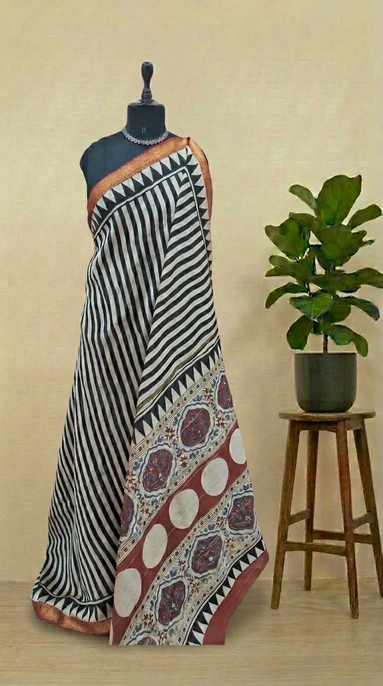 Cream Maheshwari Silk Cotton Saree