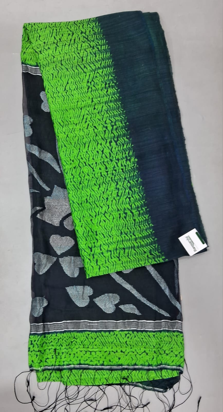 Leaf Green Pure Matka Silk Saree