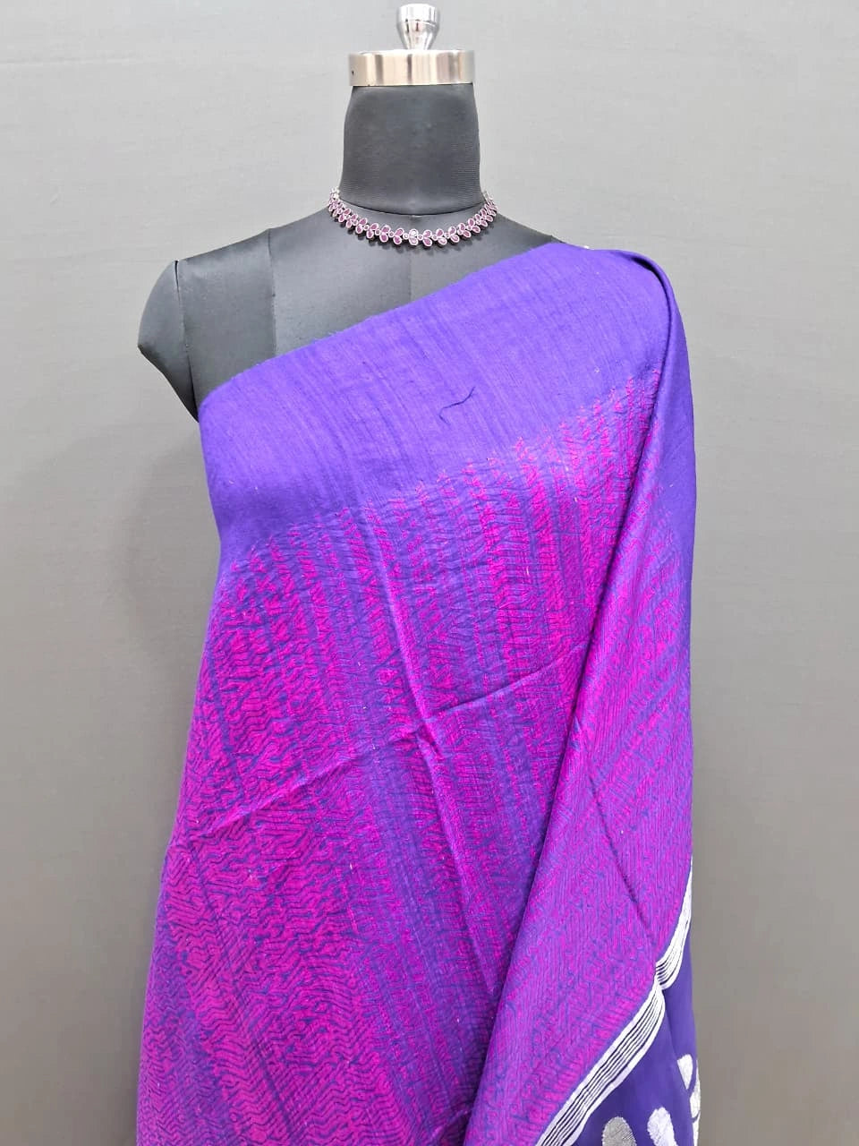 Raspberry Pink Pure Matka Silk Saree 