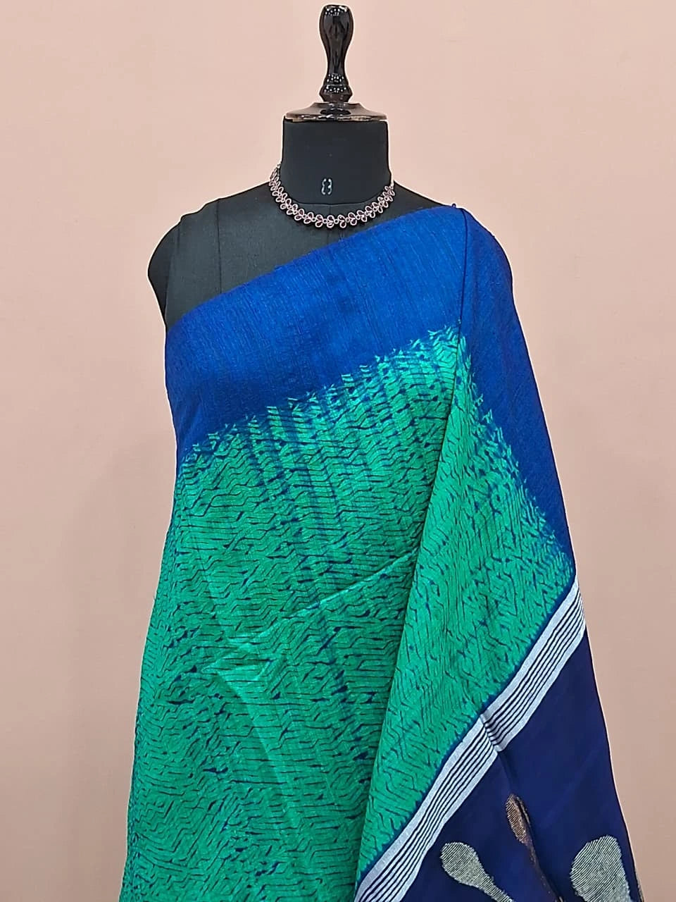 Rama Green Pure Matka Silk Saree 1