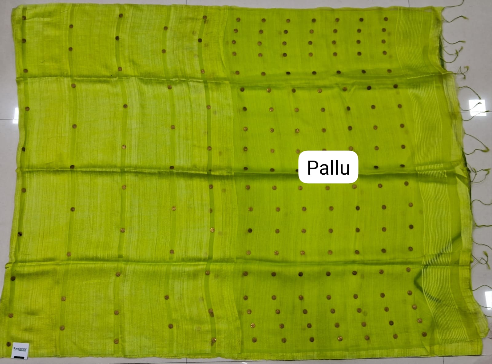 Citron Green Pure Matka Silk Saree Pallu