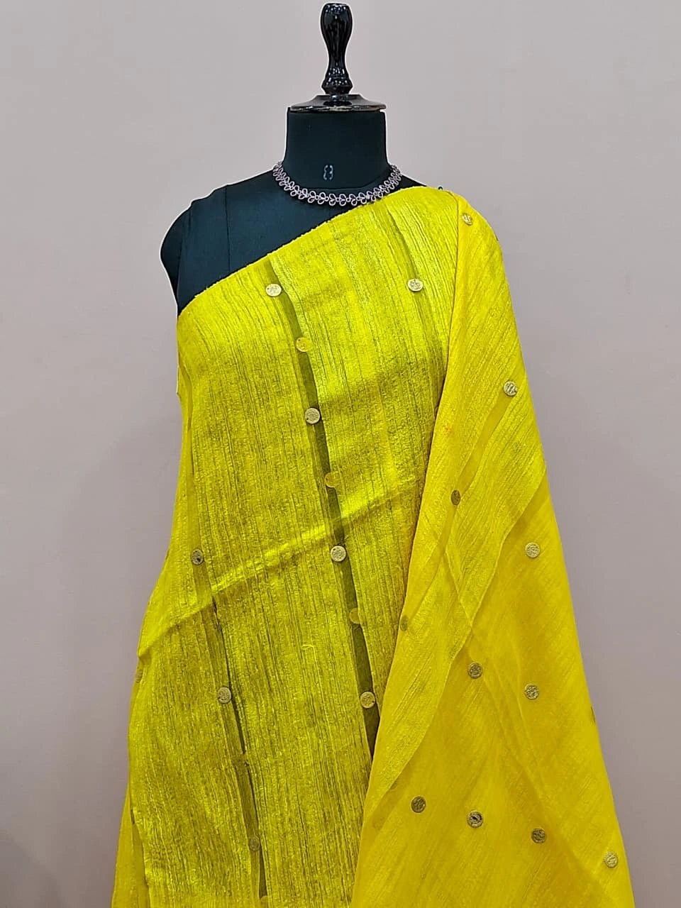 Lemon Yellow Pure Matka Silk Saree 1