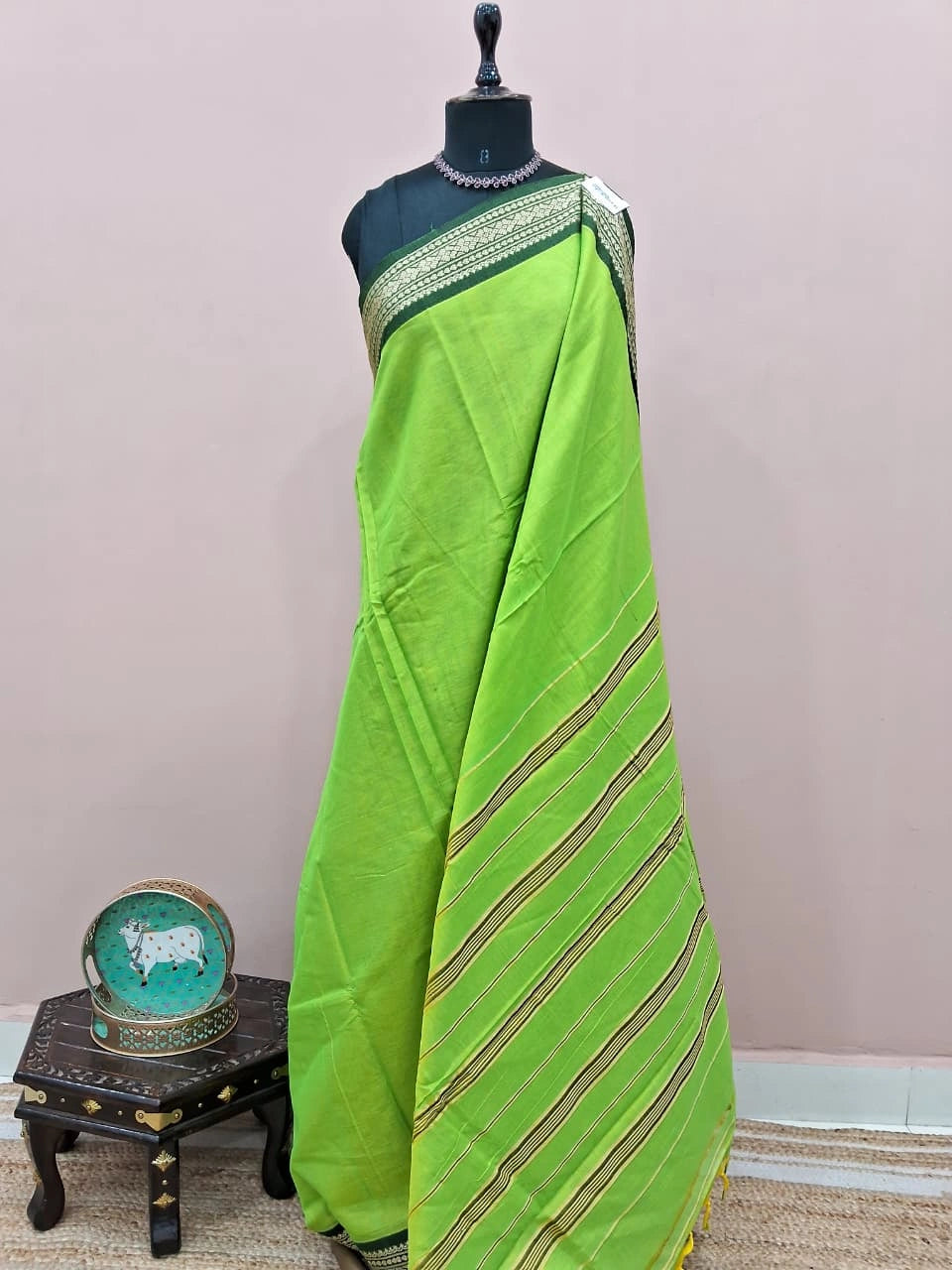 Bright Green Plain Narayanpet Cotton Saree 