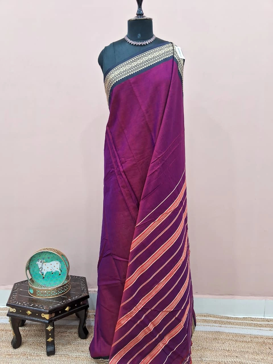 Wine Shaded Plain Narayanpet Cotton Saree 