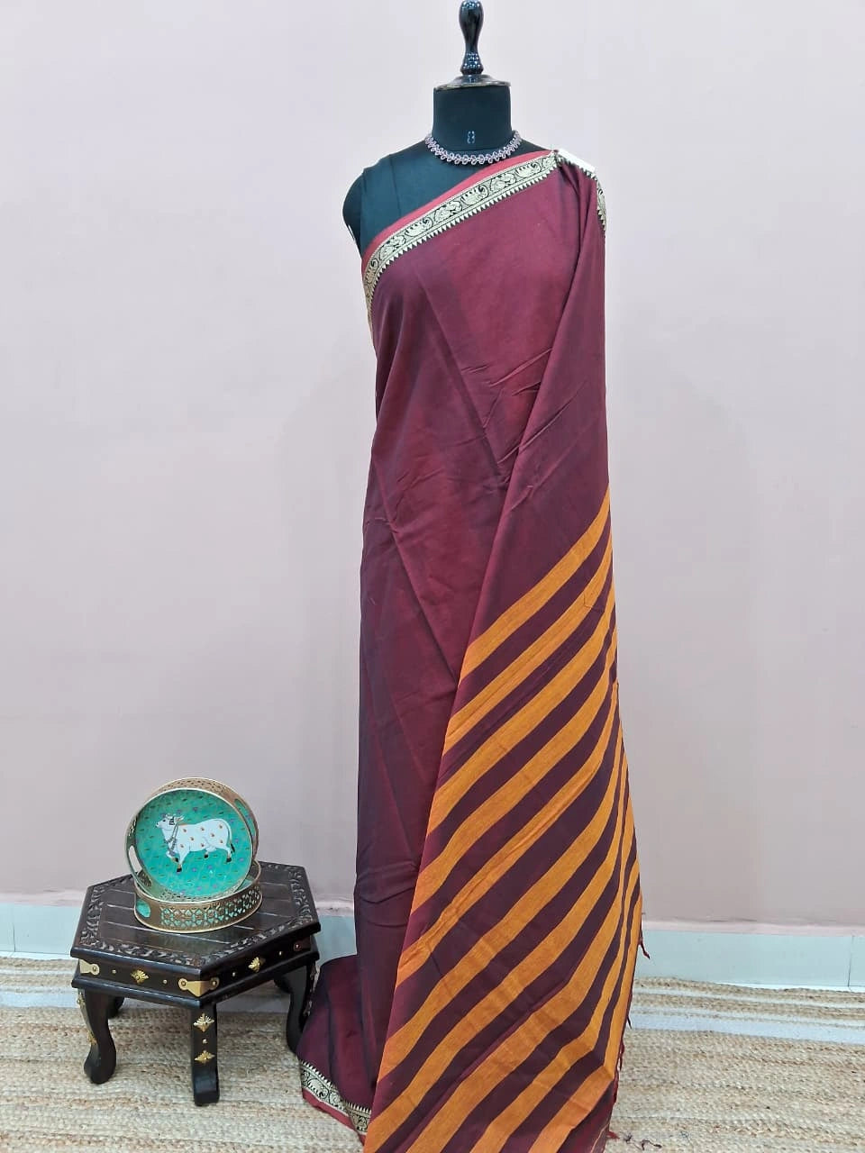 Dark Maroon Plain Narayanpet Cotton Saree 1
