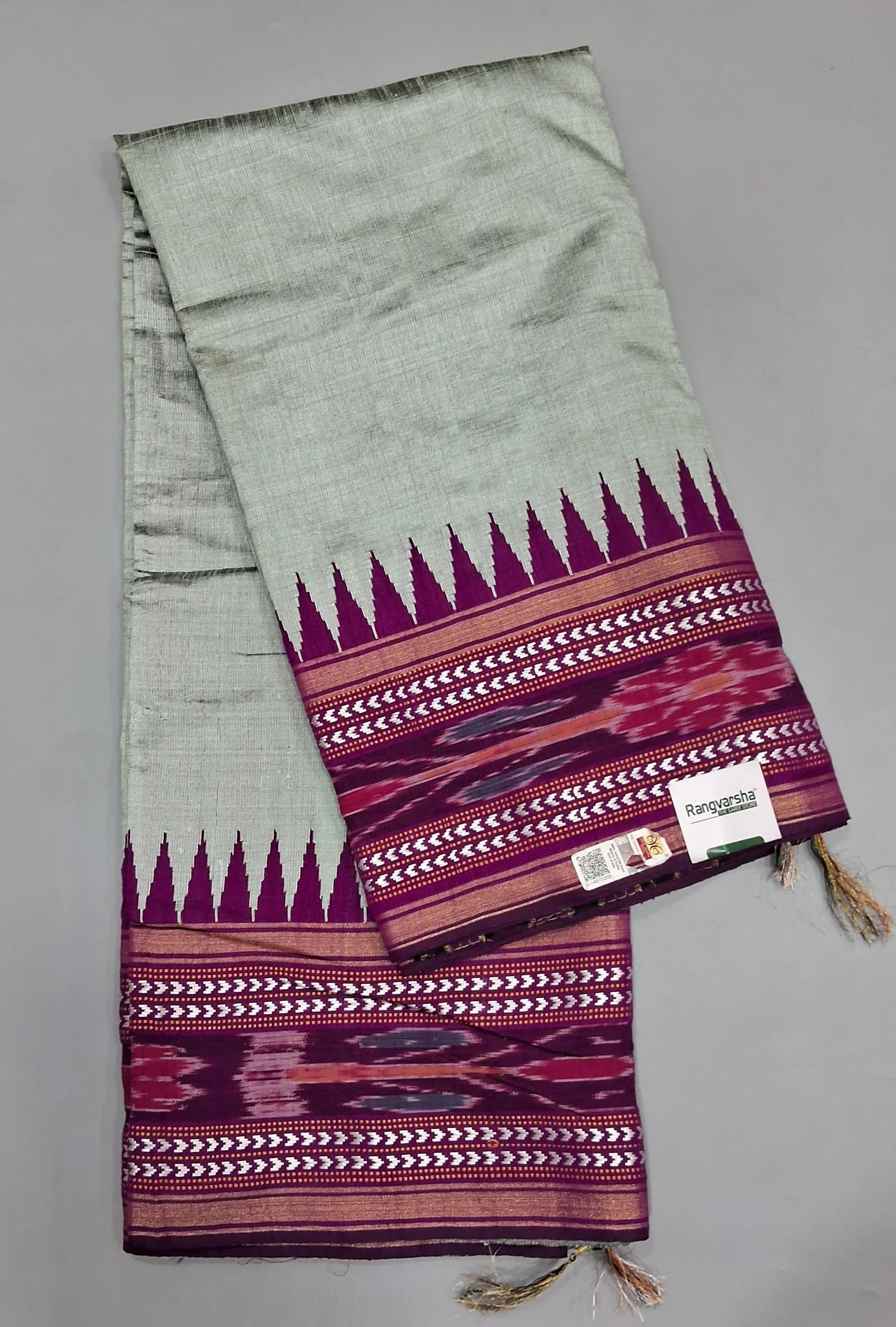 Light Pista Green plain Khadhi Pure Pattu Saree