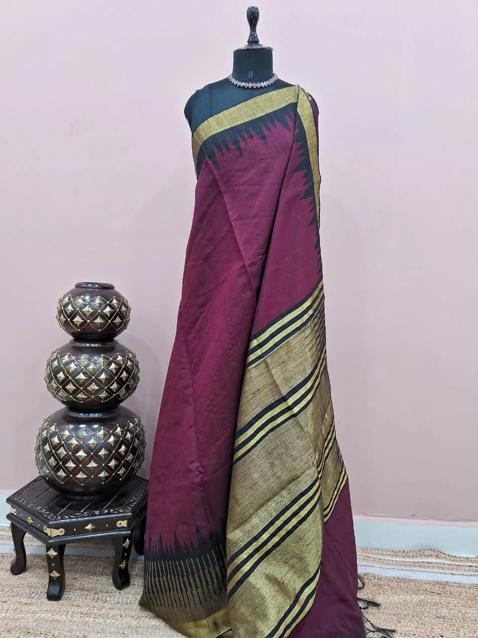 Dark Maroon Plain Khadhi Pure Pattu Saree 