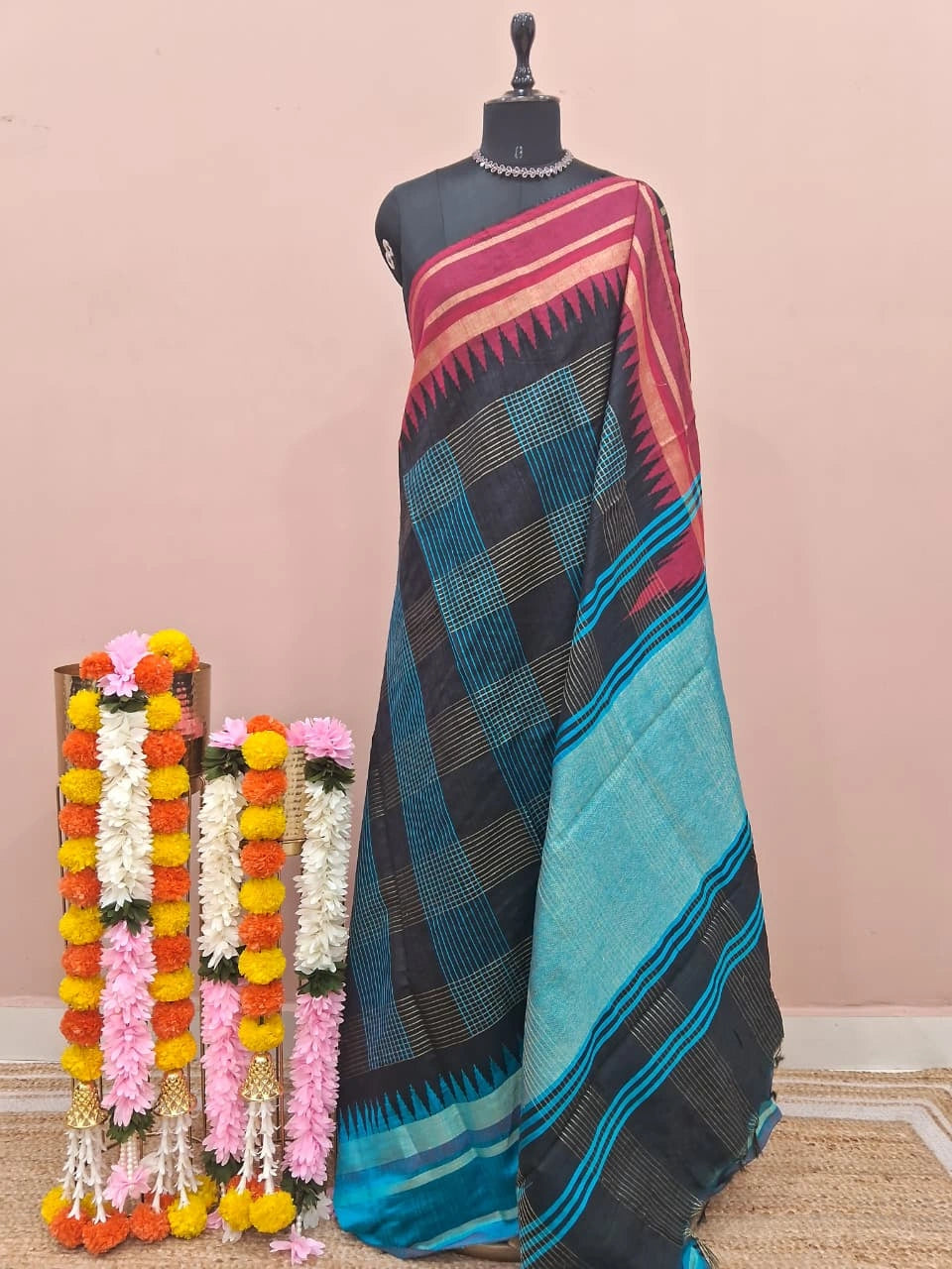 Black Khadhi Pure Pattu Saree