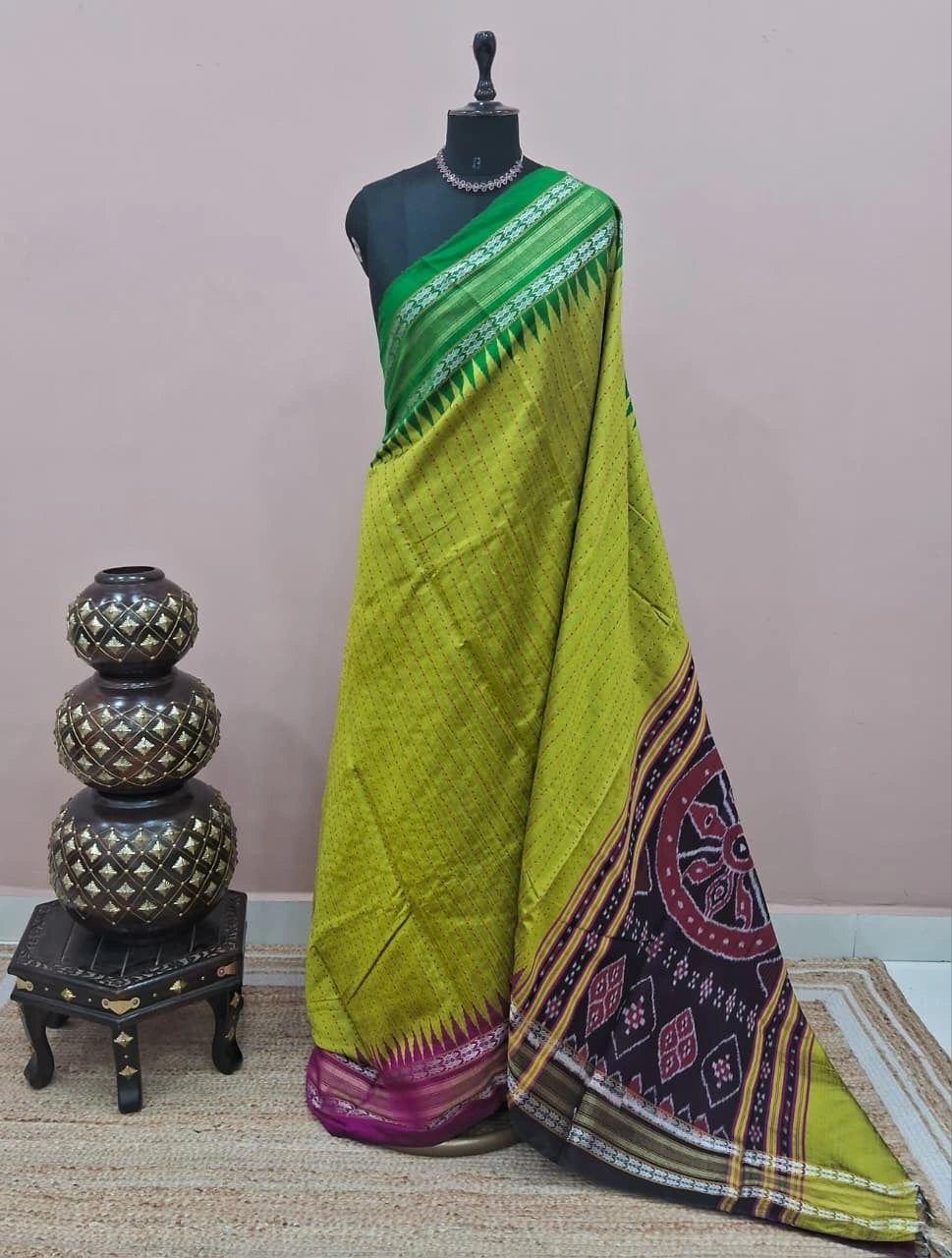 Lemon Green Khadhi Pure Pattu Saree 