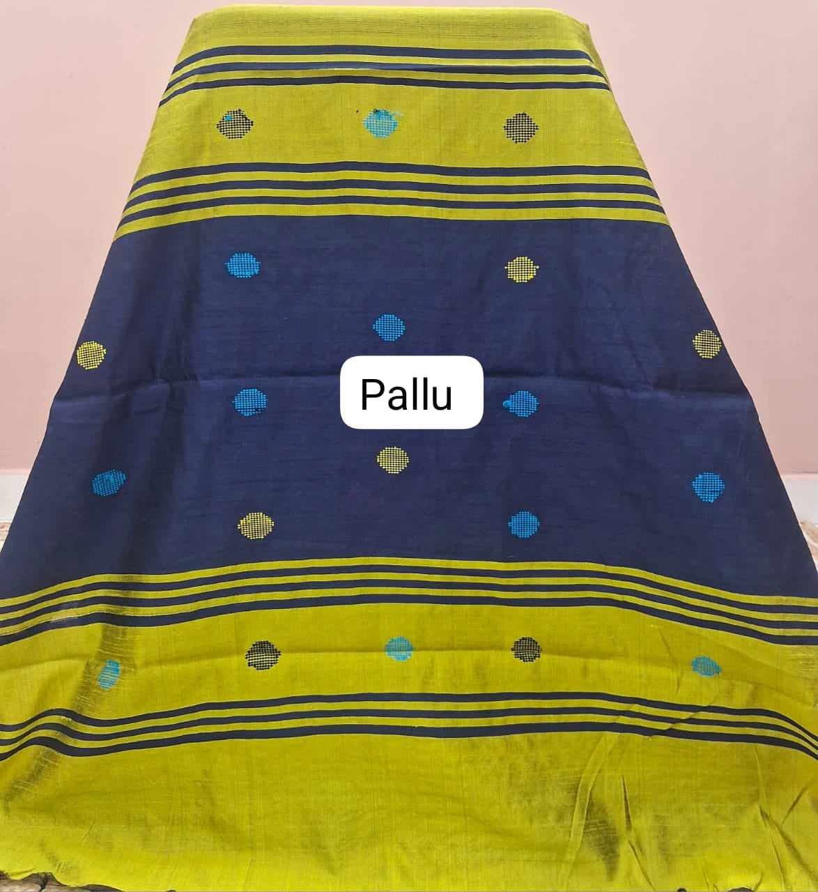 Lemon Green Khadhi Pure Pattu Saree Pallu