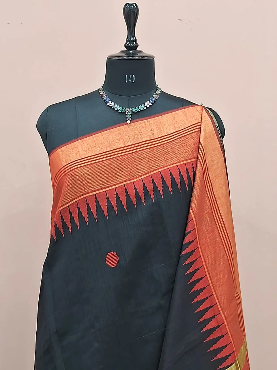 Black Pure Khadhi Pattu Saree 1