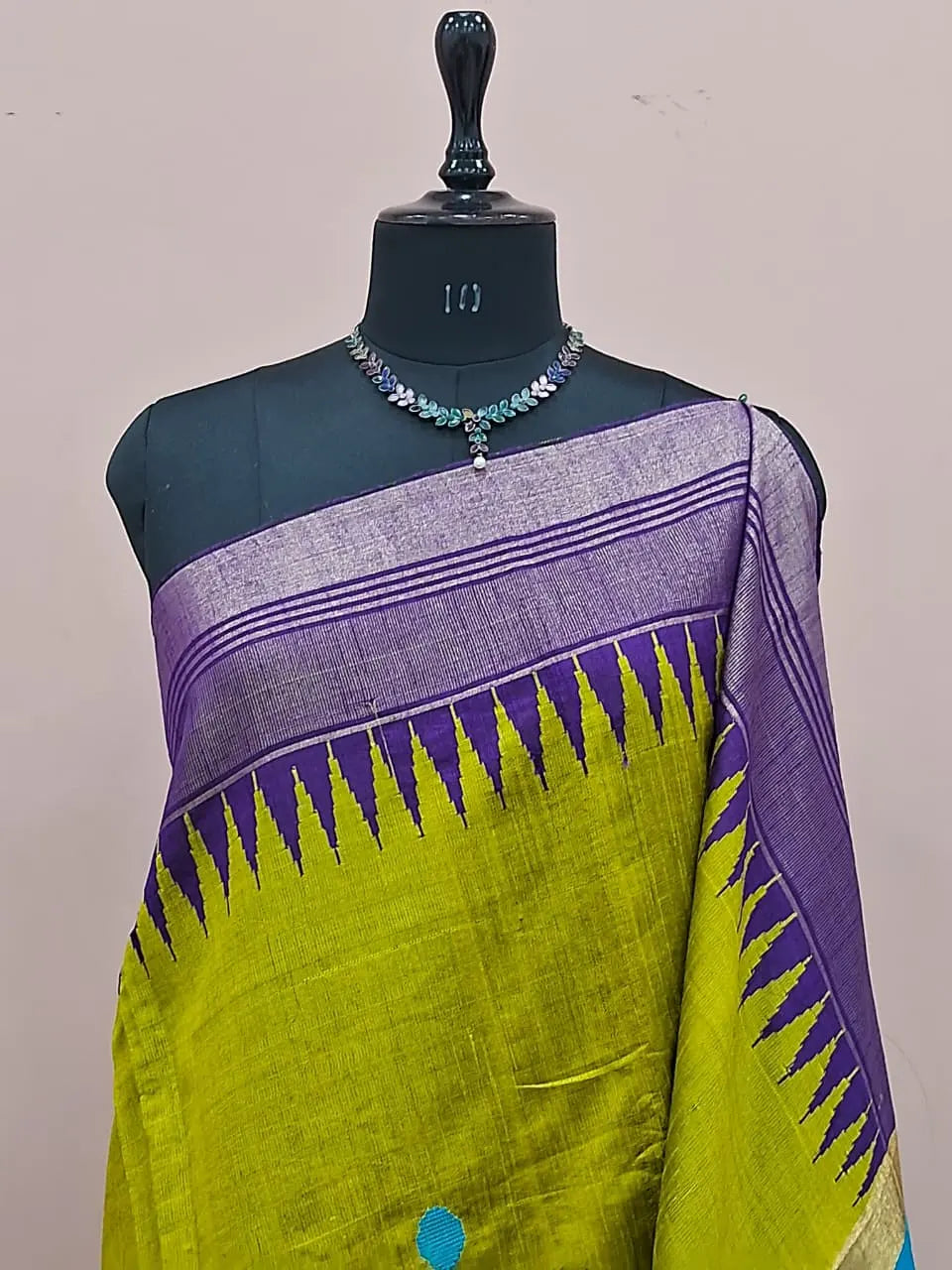 Leaf Green Khadhi Pure Pattu Saree 1