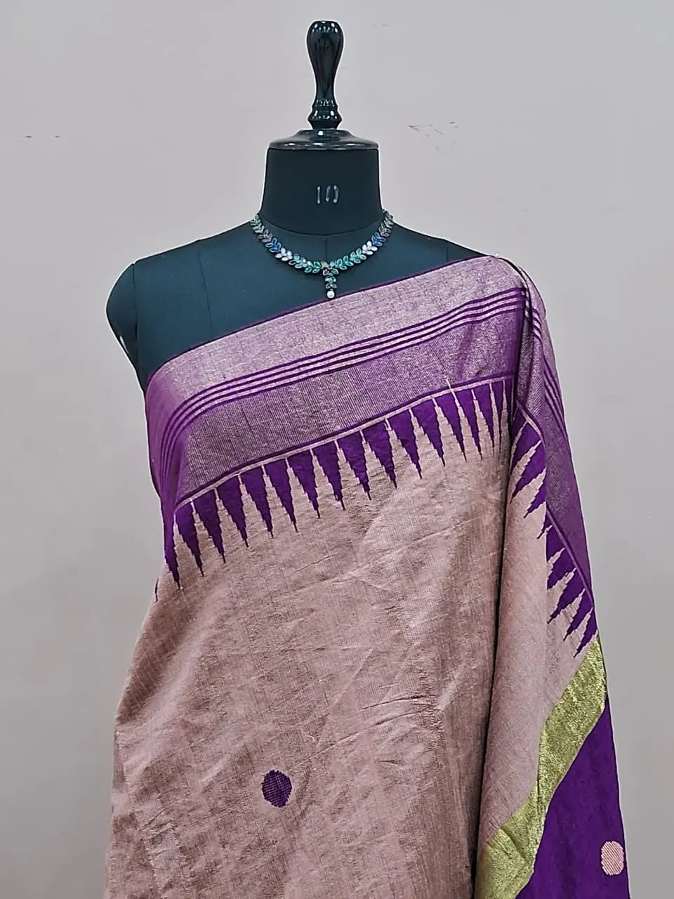 Light Peach Khadhi Pure Pattu Saree  1