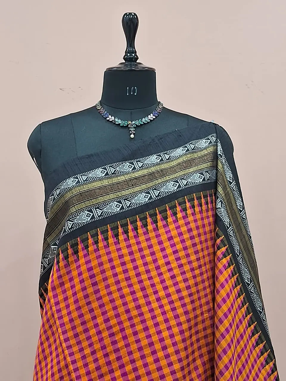 Pink and Orange Checked Khadhi Pattu Saree 1