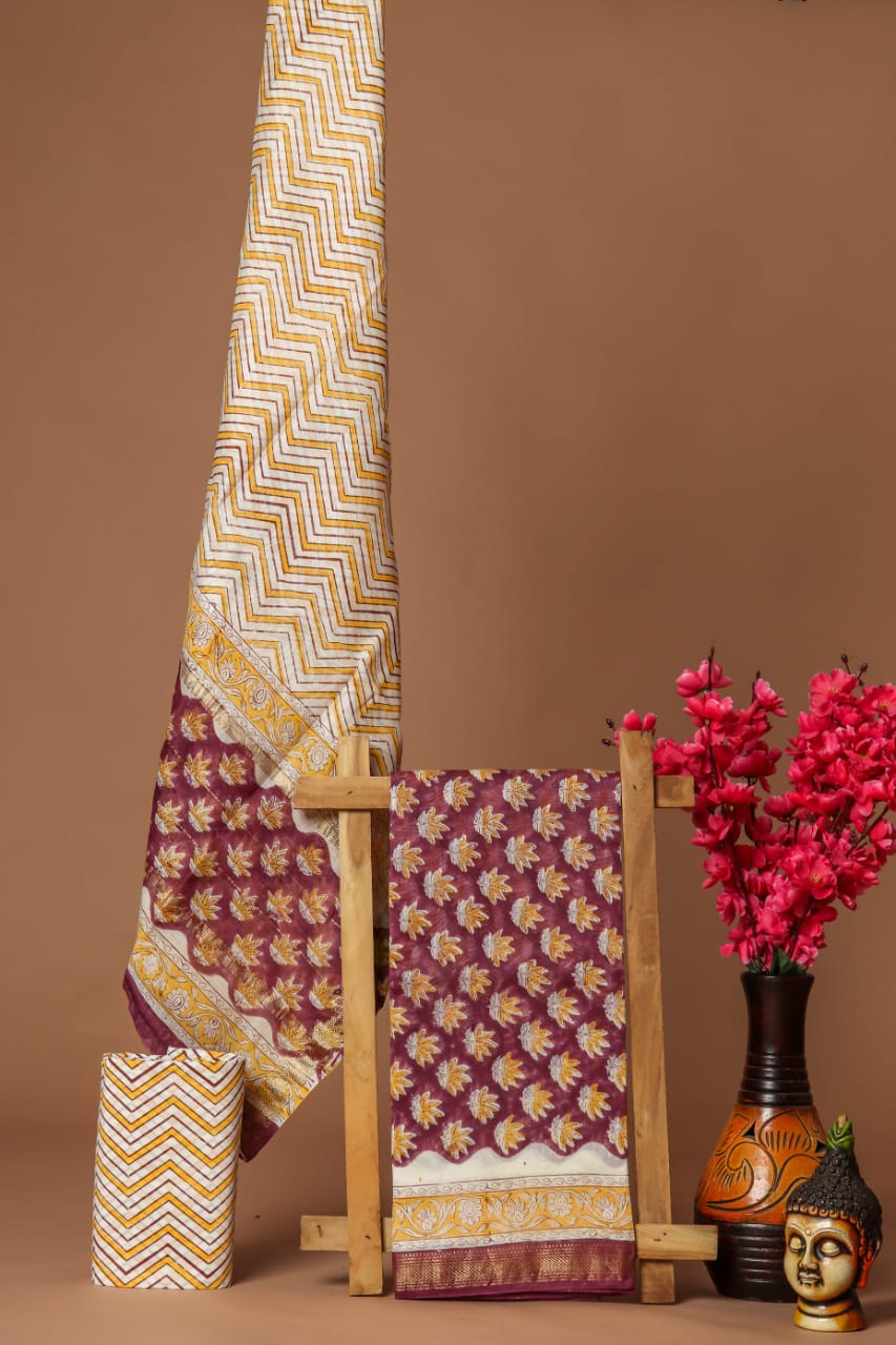 Wine with gold floral printed maheshwari top