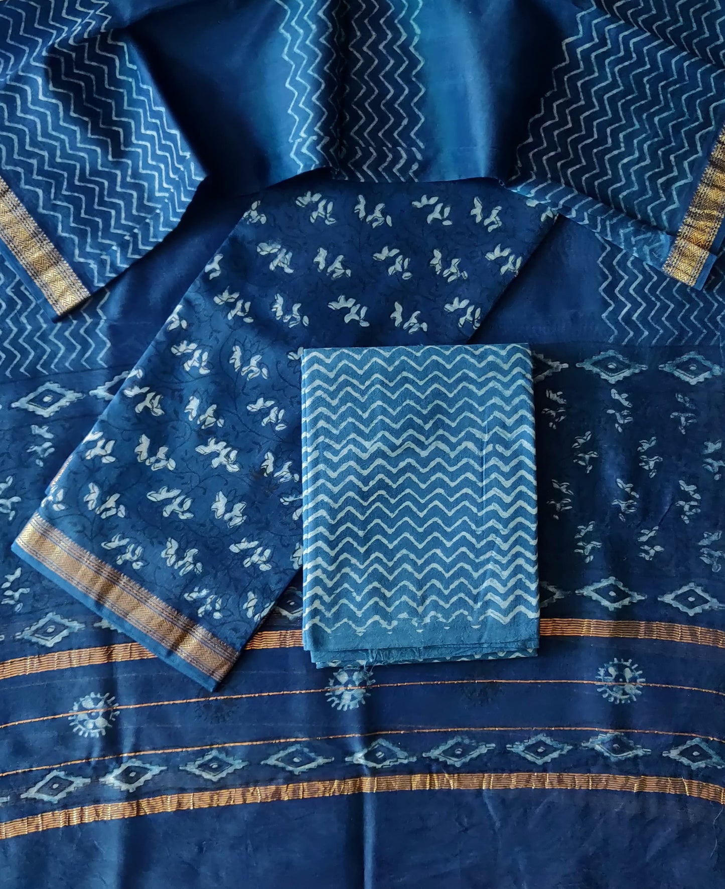 Indigo Blue with white floral maheshwari top 