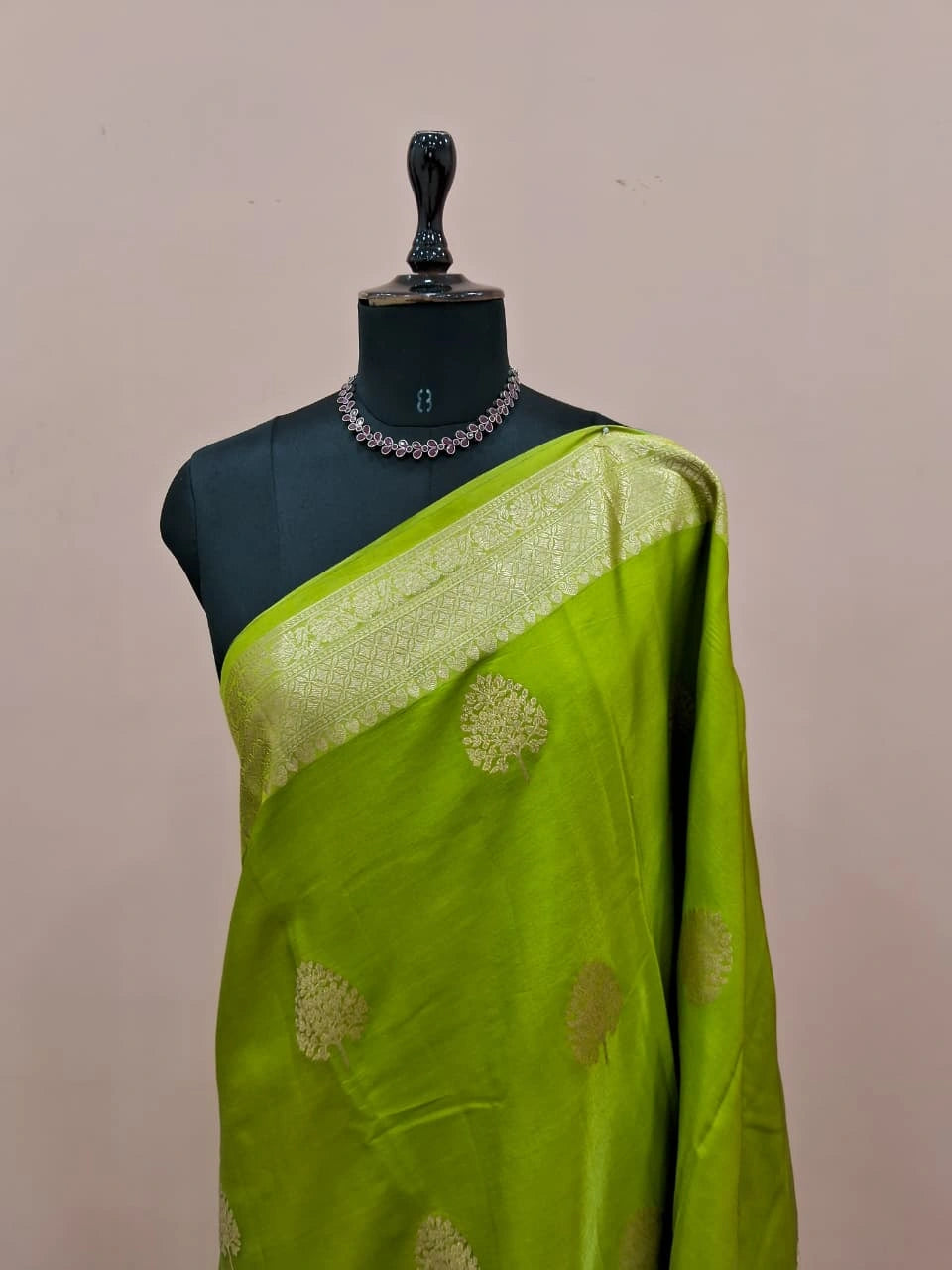 Leaf Green Raw Silk Saree 1