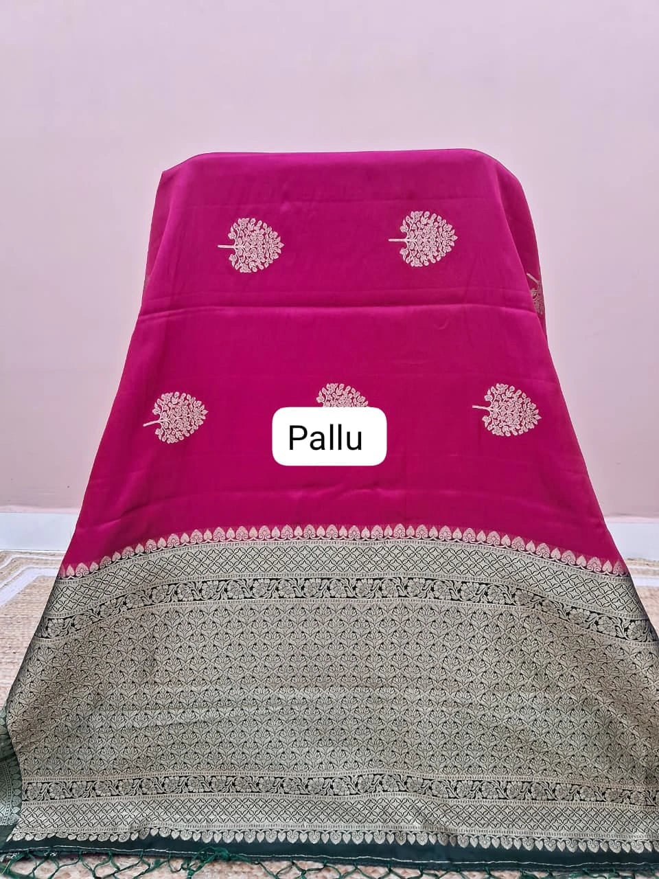 Rani Pink Raw Silk Saree pallu