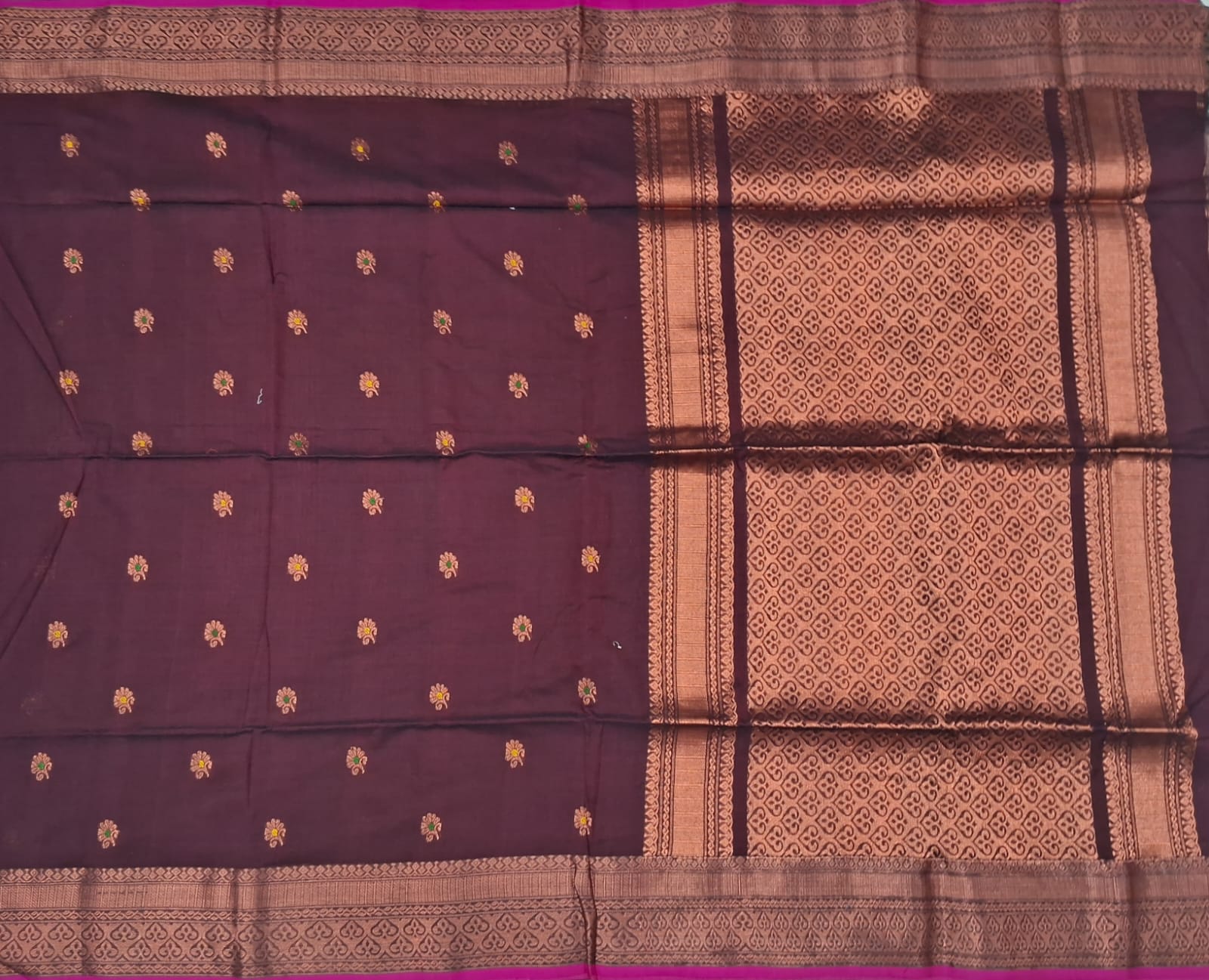 Wine Khadhi Silk Saree Pallu